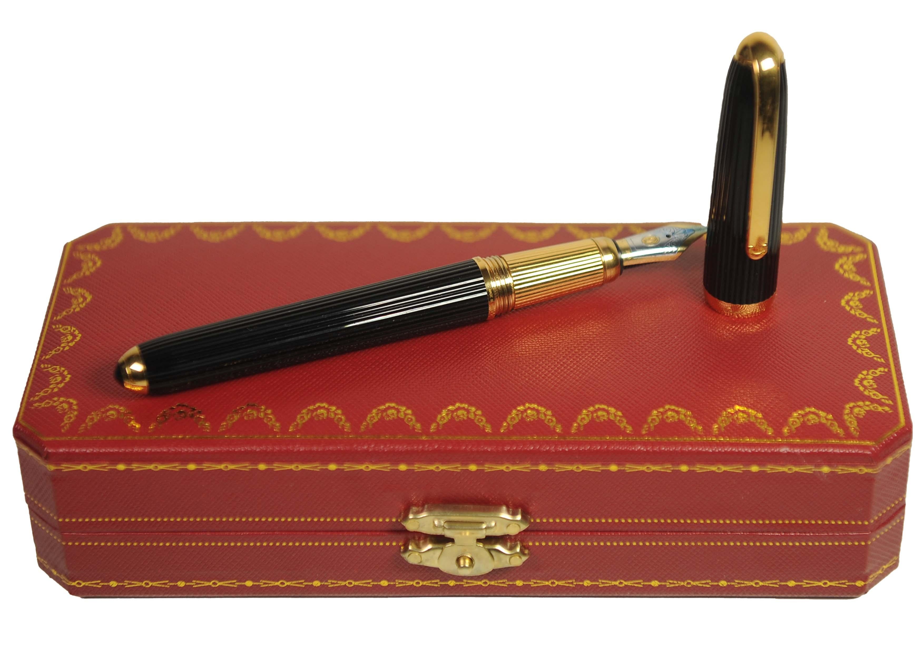 Art Deco Cartier 18ct Gold Nib Black Godron Ribbed Fountain Pen With Cartier Box For Sale