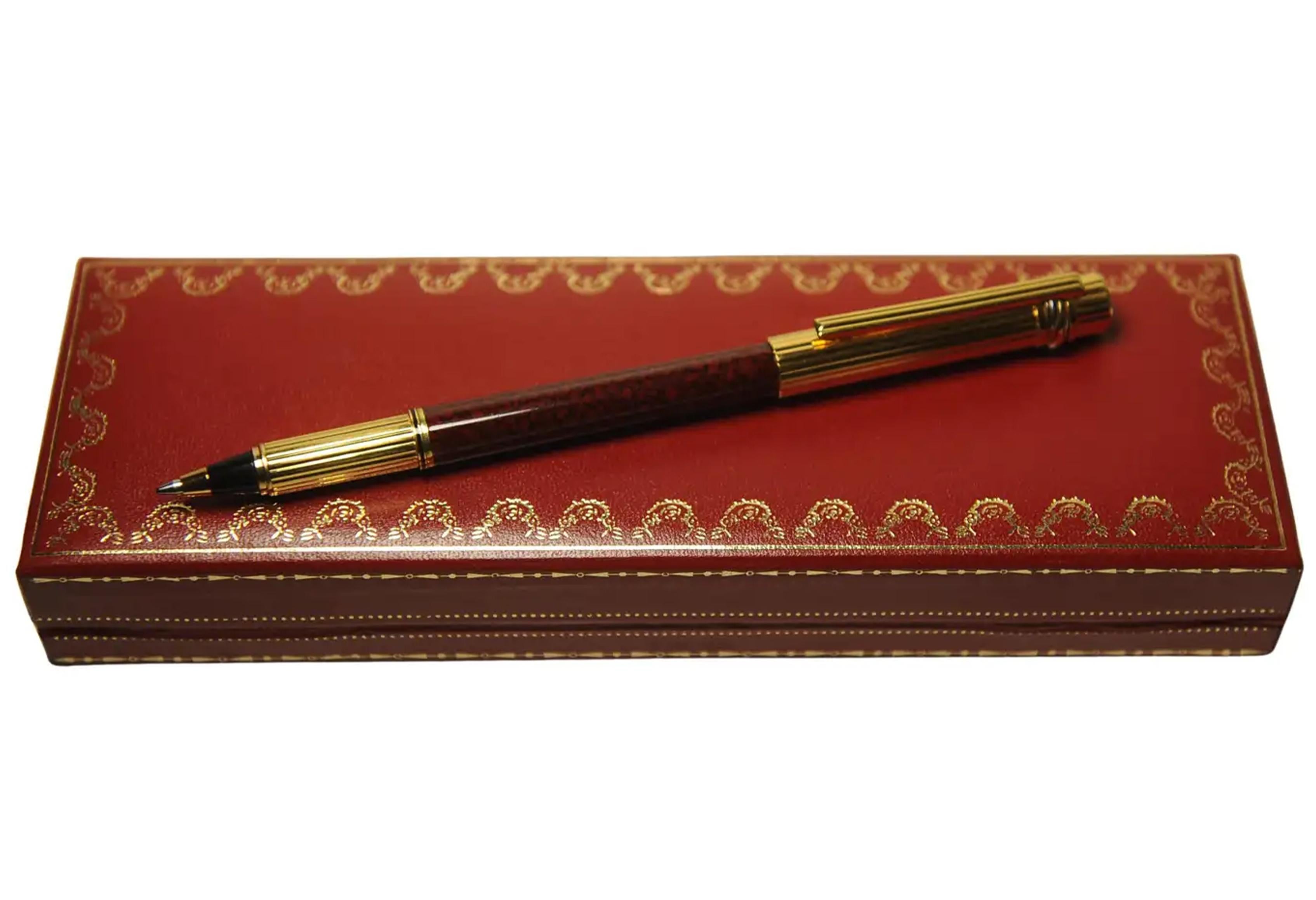 Cartier 18ct Gold Nib Burgundy Lacquer Trinity Rollerball Writing Pen