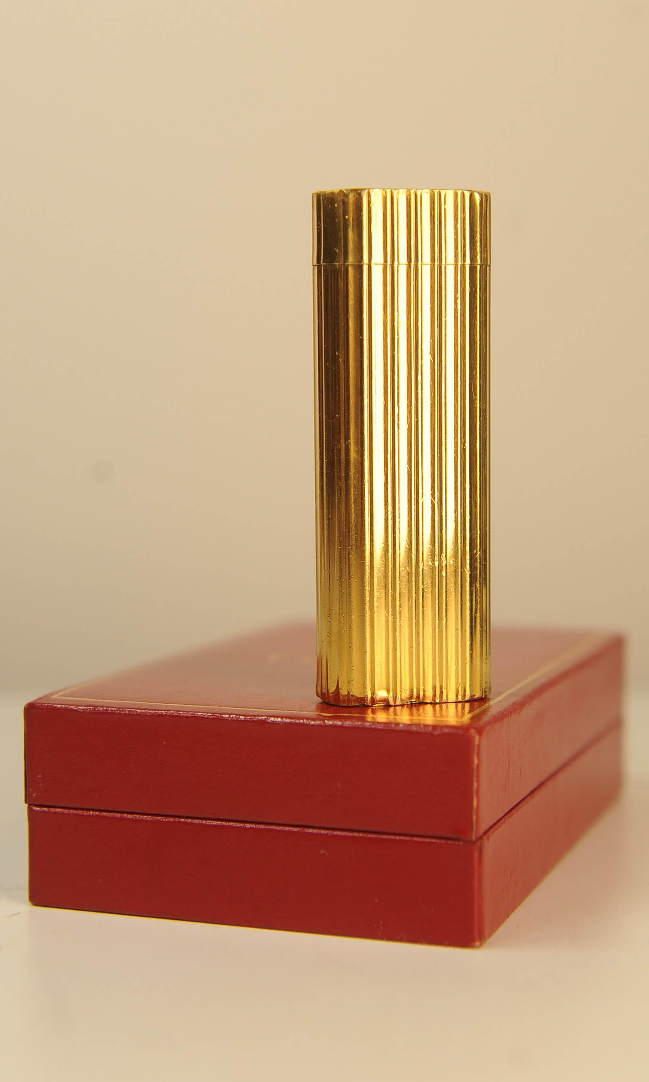 Accendino Briquet per sigarette Cartier in oro 18ct con scatola Cartier 9
