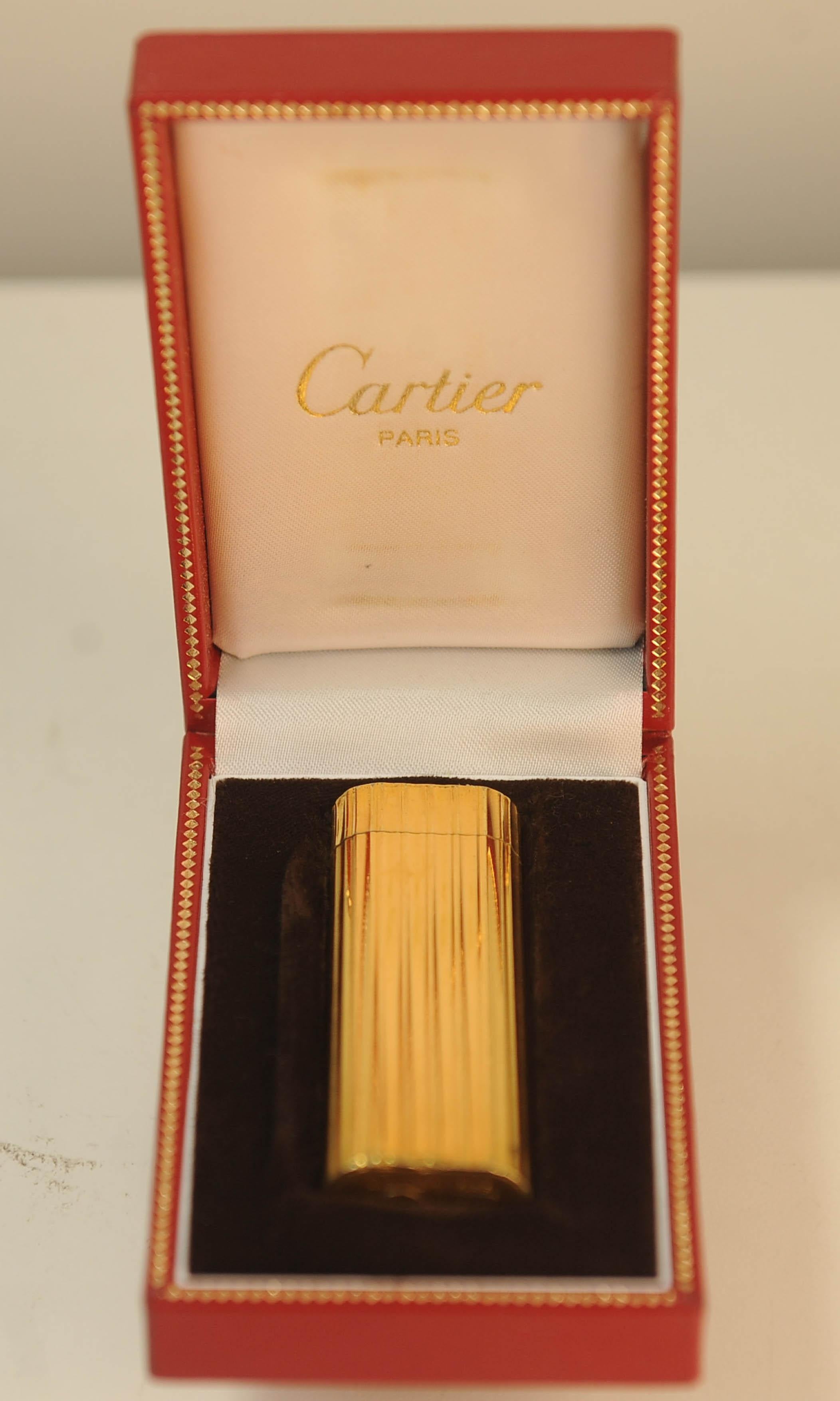 Accendino Briquet per sigarette Cartier in oro 18ct con scatola Cartier 11