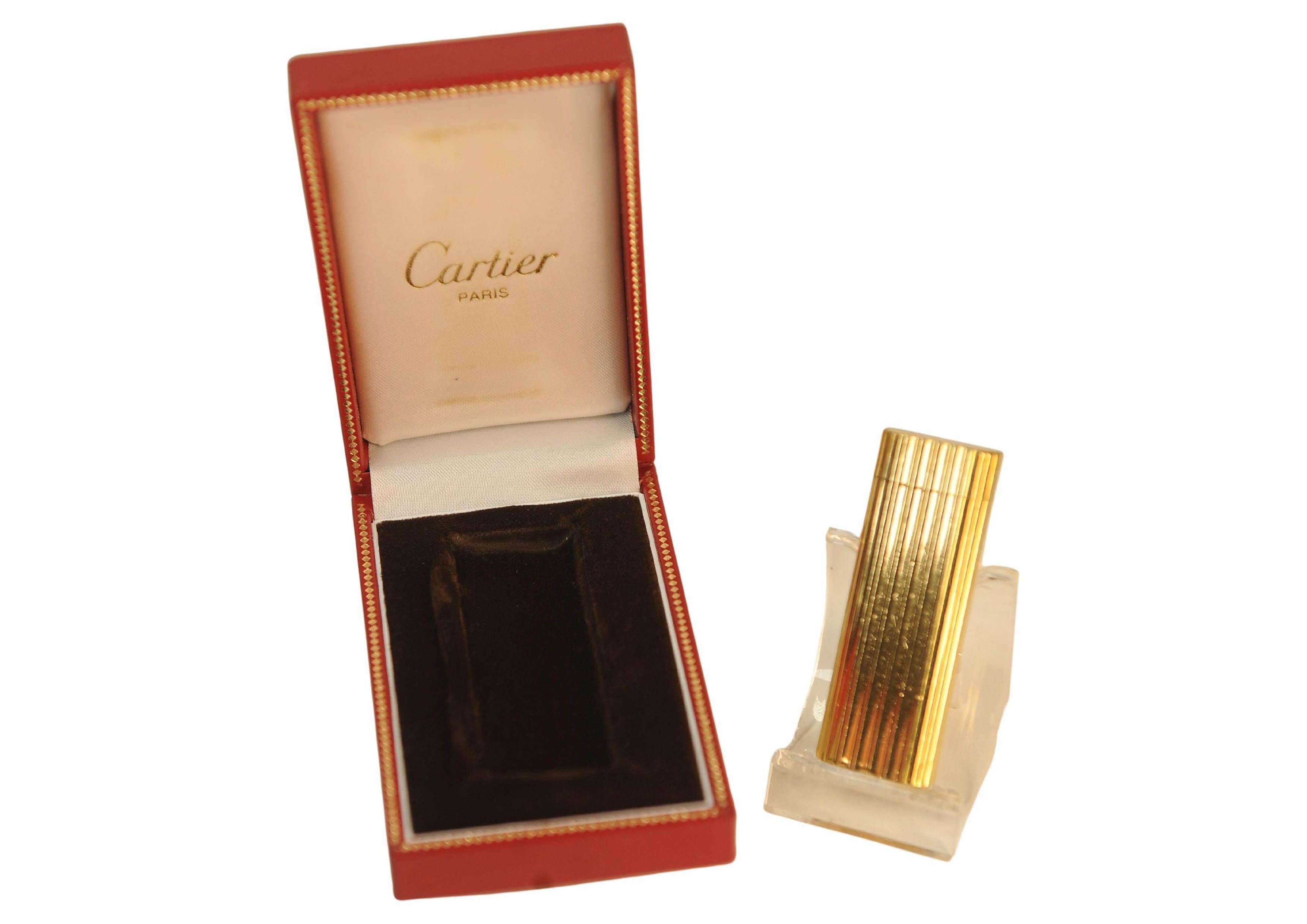 XX secolo Accendino Briquet per sigarette Cartier in oro 18ct con scatola Cartier