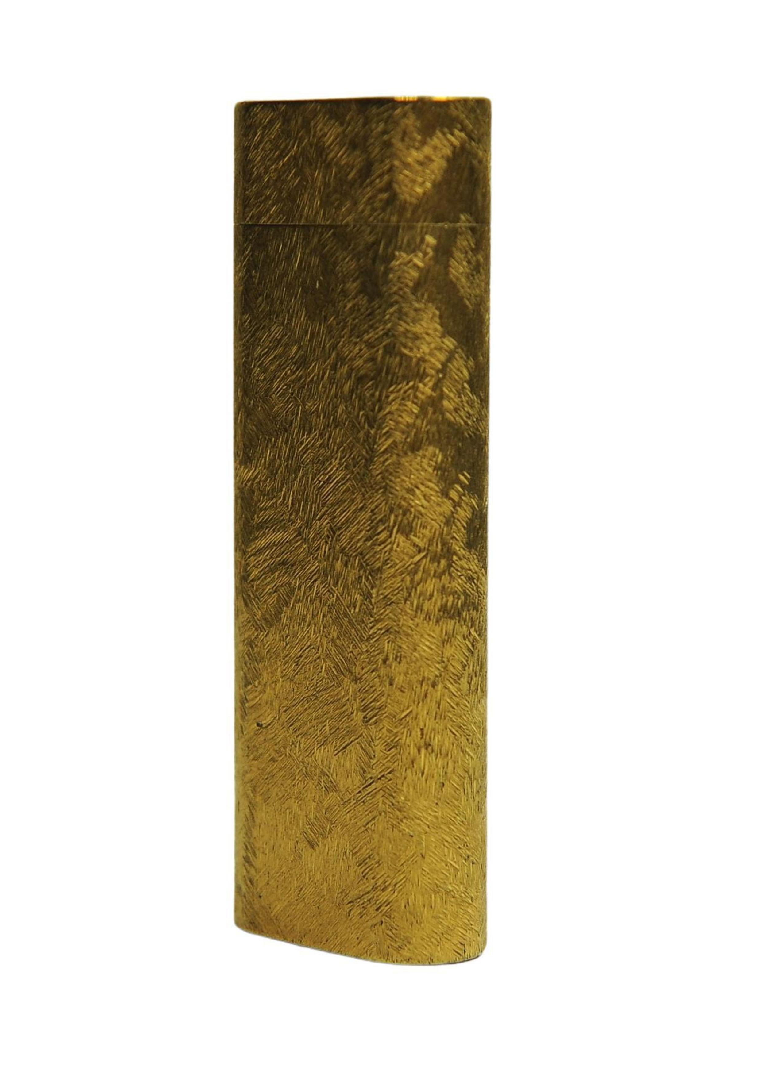 Métal Cartier Rare briquet de cigarettes à motif écorce en plaqué or 18 carats dans une boîte Cartier en vente