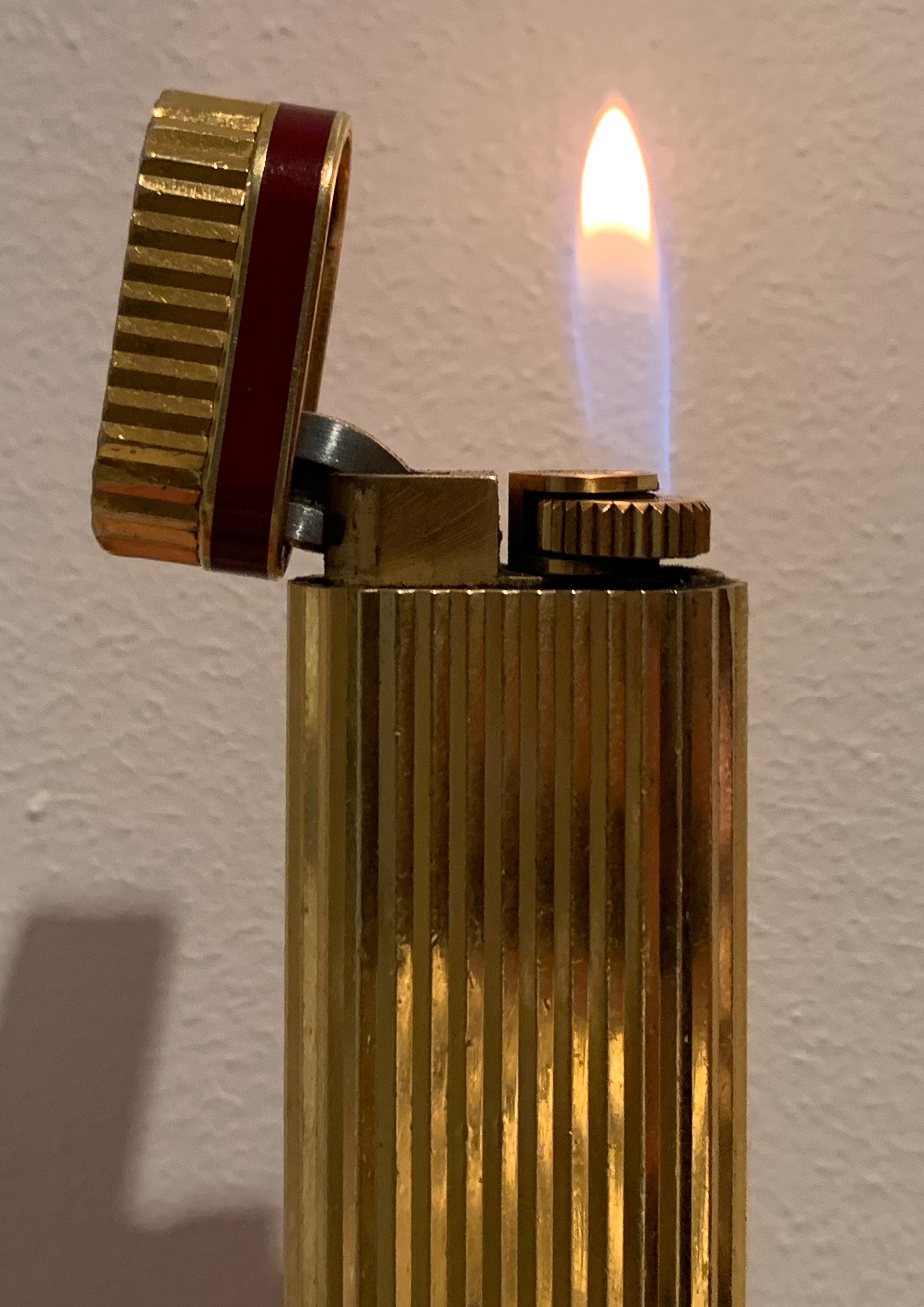 Rare Cartier 18ct Gold Plate Ribbed Godron Cigarette Lighter With Cartier Box For Sale 1