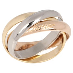 Cartier: 18 Karat Weißgold, 18 Karat Gelbgold und 18 Karat Roségold Medium Trinity-Ring