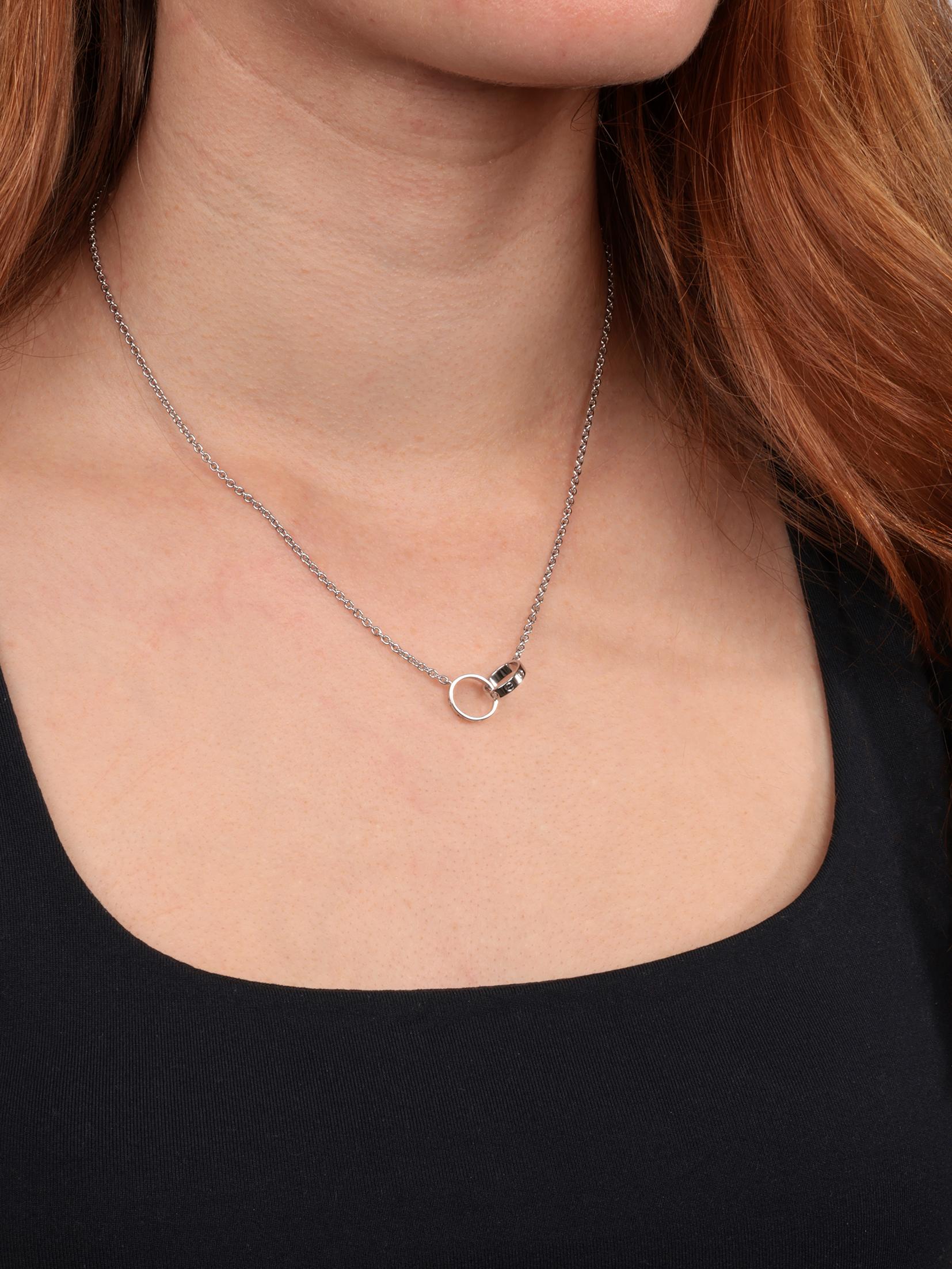 Collier Baby Love en or blanc 18 ct de Cartier

Détails du produit
Xupes Ref : J1418
Marque : Cartier
Modèle : Collier Baby Love
Type : Collier
Numéro de série : E*****
PRIX DE VENTE CONSEILLÉ : 2 600
MATERIAL(S) : Or blanc
