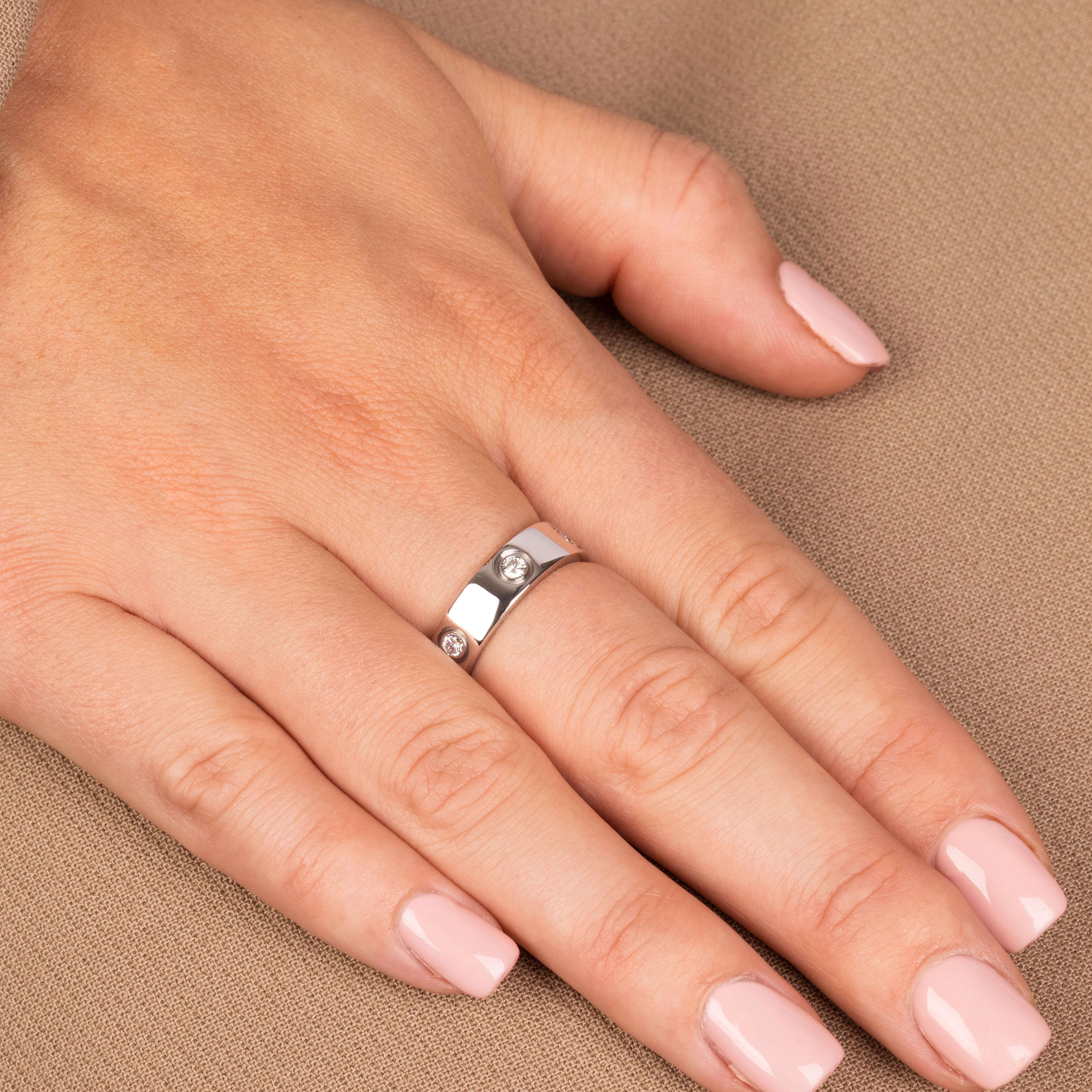 Women's or Men's Cartier 18ct White Gold Full Diamond Love Ring