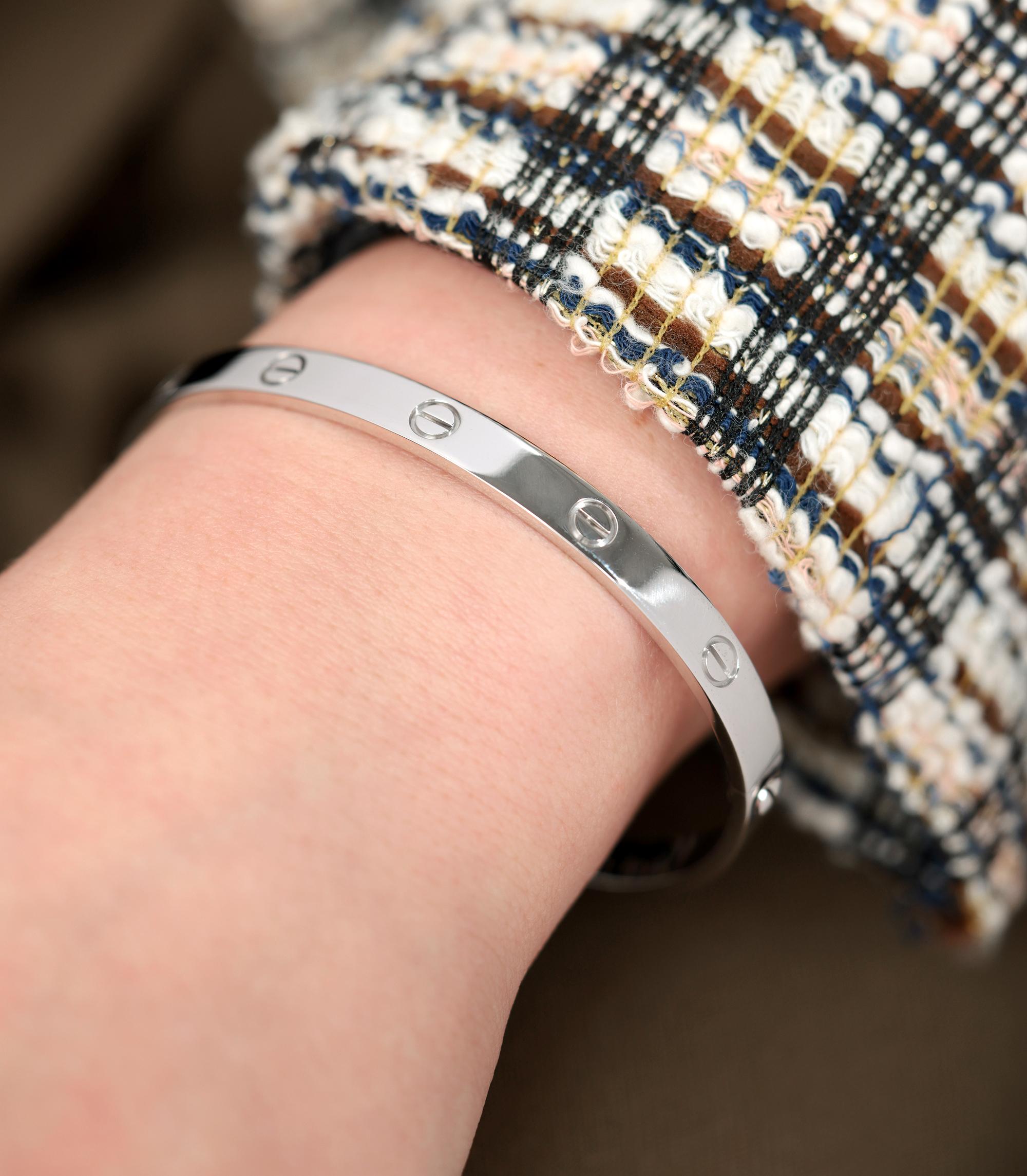 Cartier 18ct White Gold Love Bangle

Brand- Cartier
Model- Love Bangle
Product Type- Bracelet
Serial Number- IE****
Accompanied By- Cartier Service Papers, Screwdriver
Material(s)- 18ct White Gold

Bracelet Length- 18cm
Bracelet Width- 6mm
Total