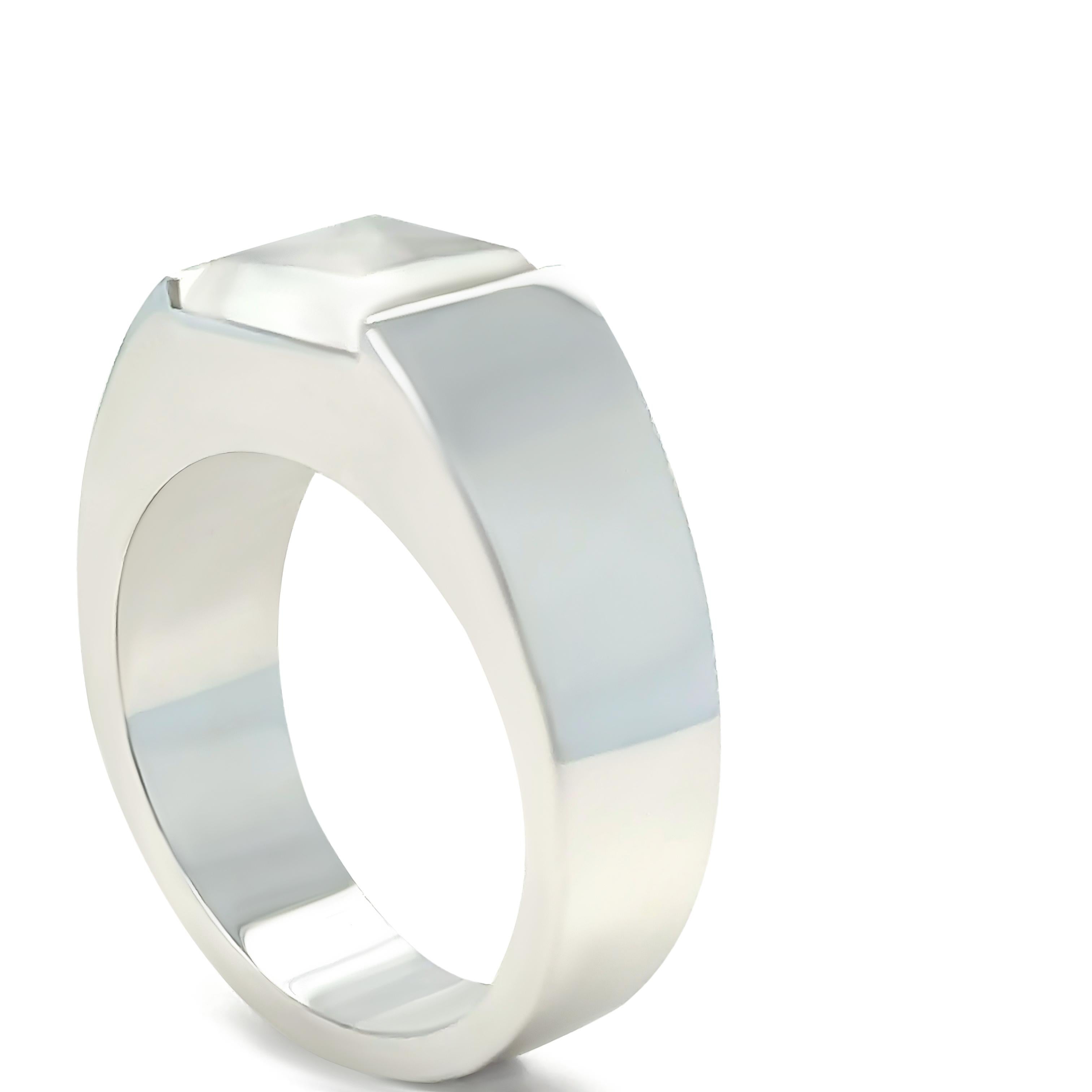 Women's Cartier 18ct White Gold Moonstone Tank Ring 14.4g For Sale