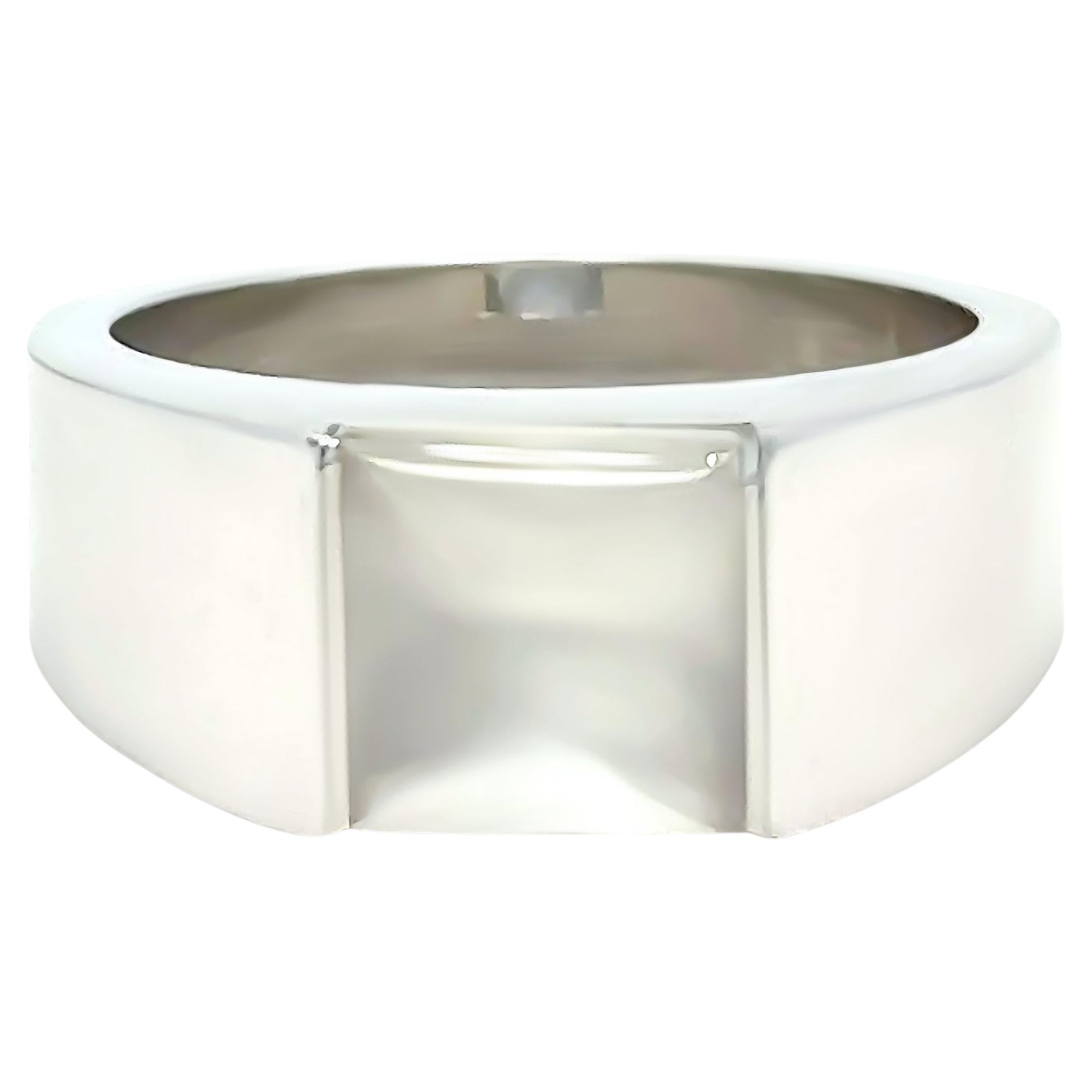 Cartier 18ct White Gold Moonstone Tank Ring 14.4g