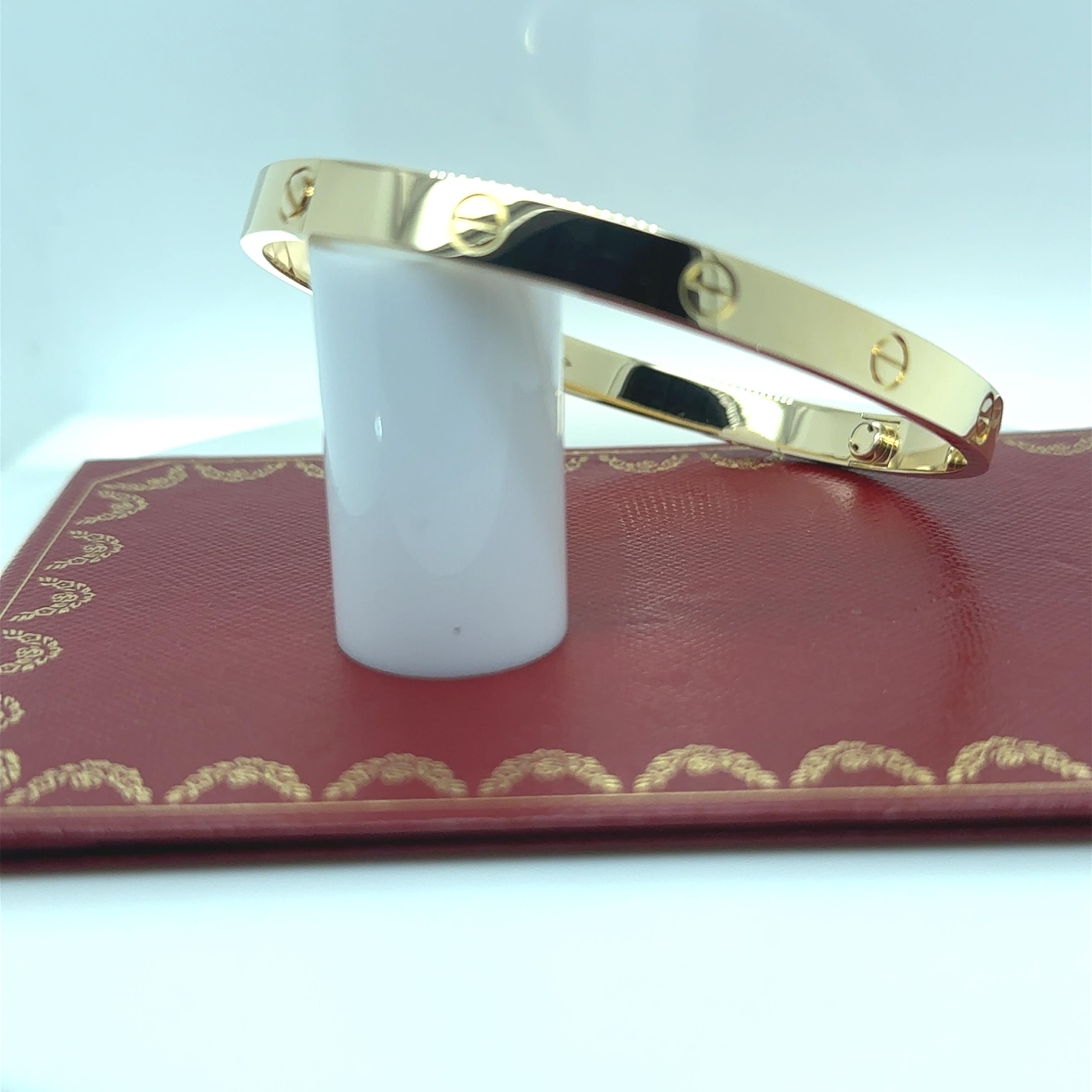 Cartier 18ct Oro Amarillo Pulsera Amor Modelo Clásico 39.06g en venta 2