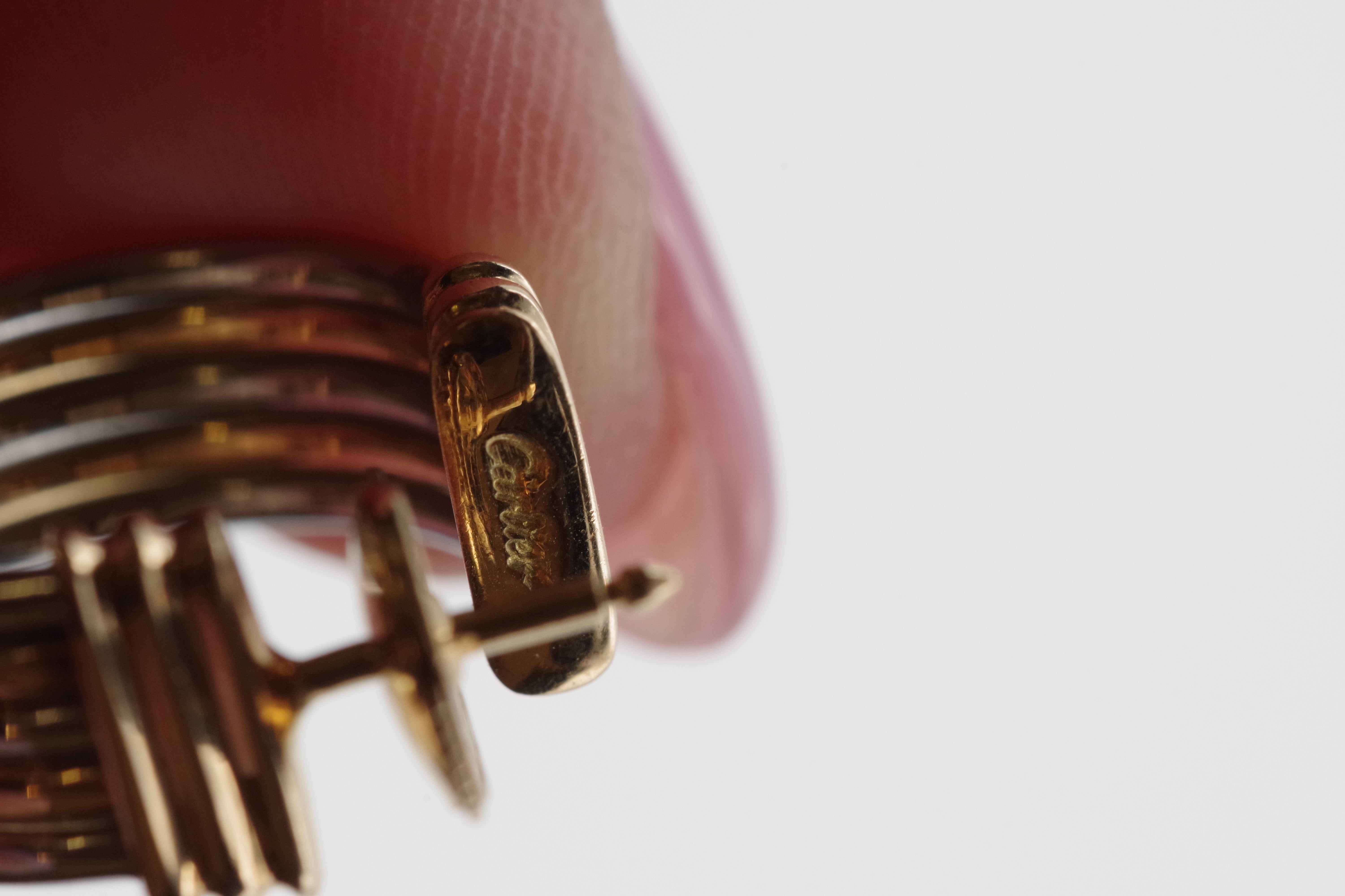 Boucles d'oreilles Cartier en or 18 carats et acier signées et numérotées des années 80. en vente 1