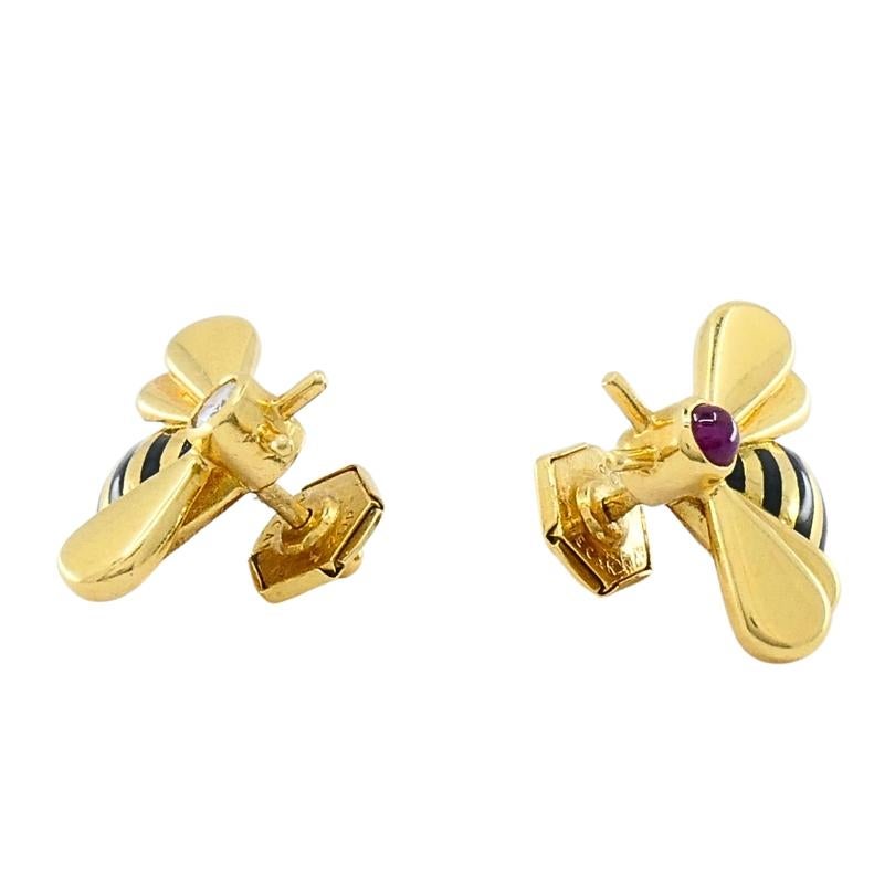 Cartier Orecchini a forma di ape in oro 18k con accenti di diamante e rubino In condizioni ottime in vendita a Beverly Hills, CA