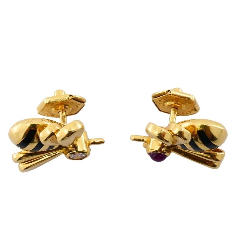 Cartier Orecchini a forma di ape in oro 18k con accenti di diamante e rubino in vendita 1