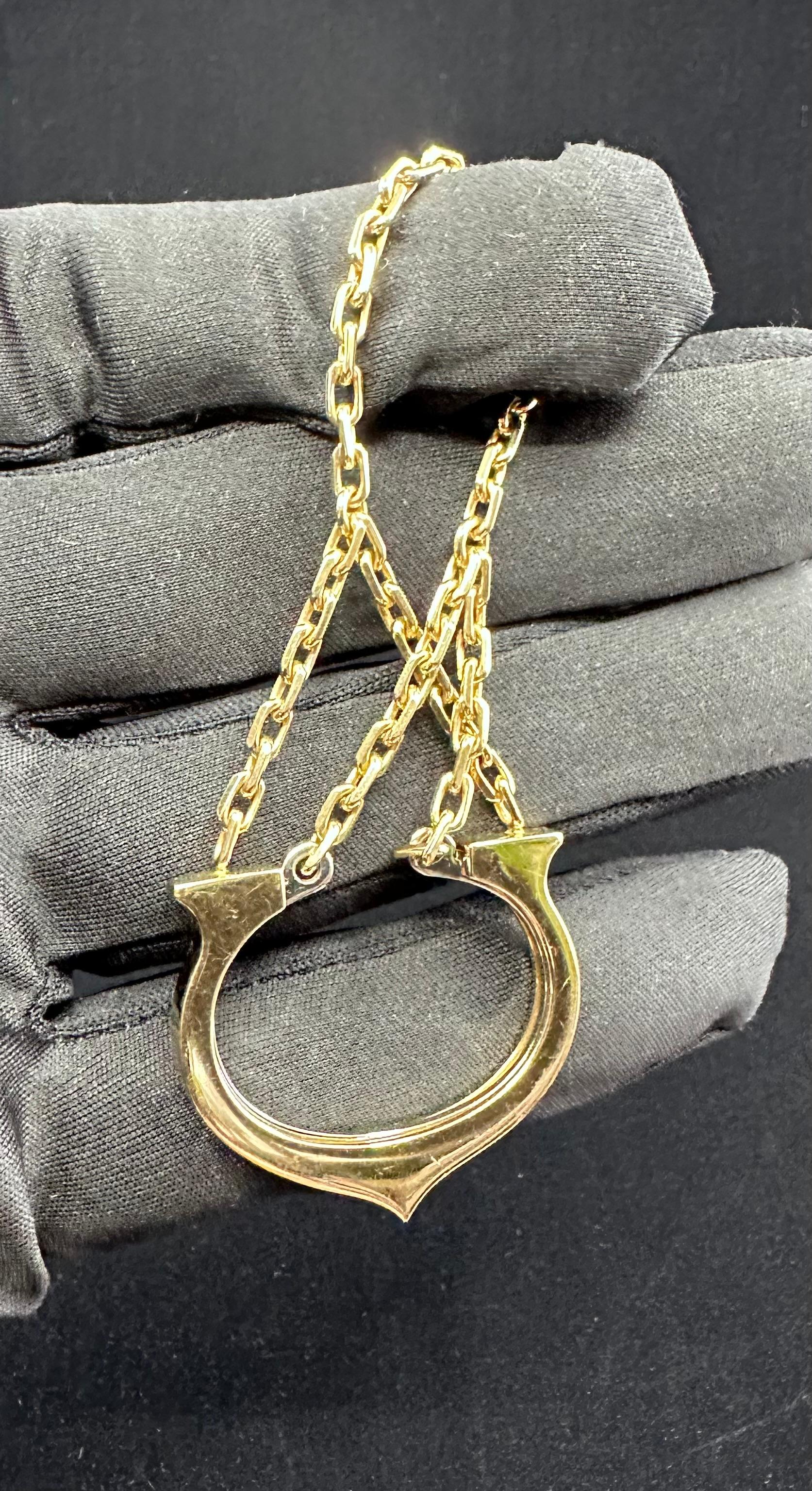 An awesome vintage Cartier keyring dating from the 2004 in 18 karat Yellow gold a C motif and chain.
Cartier 18k Gold C de Cartier Collection keychain
3.5 Length 
C Motif dimensions: 1.25 inch by 1.0 Inch
20 grams of 18k Gold 
Please see the video