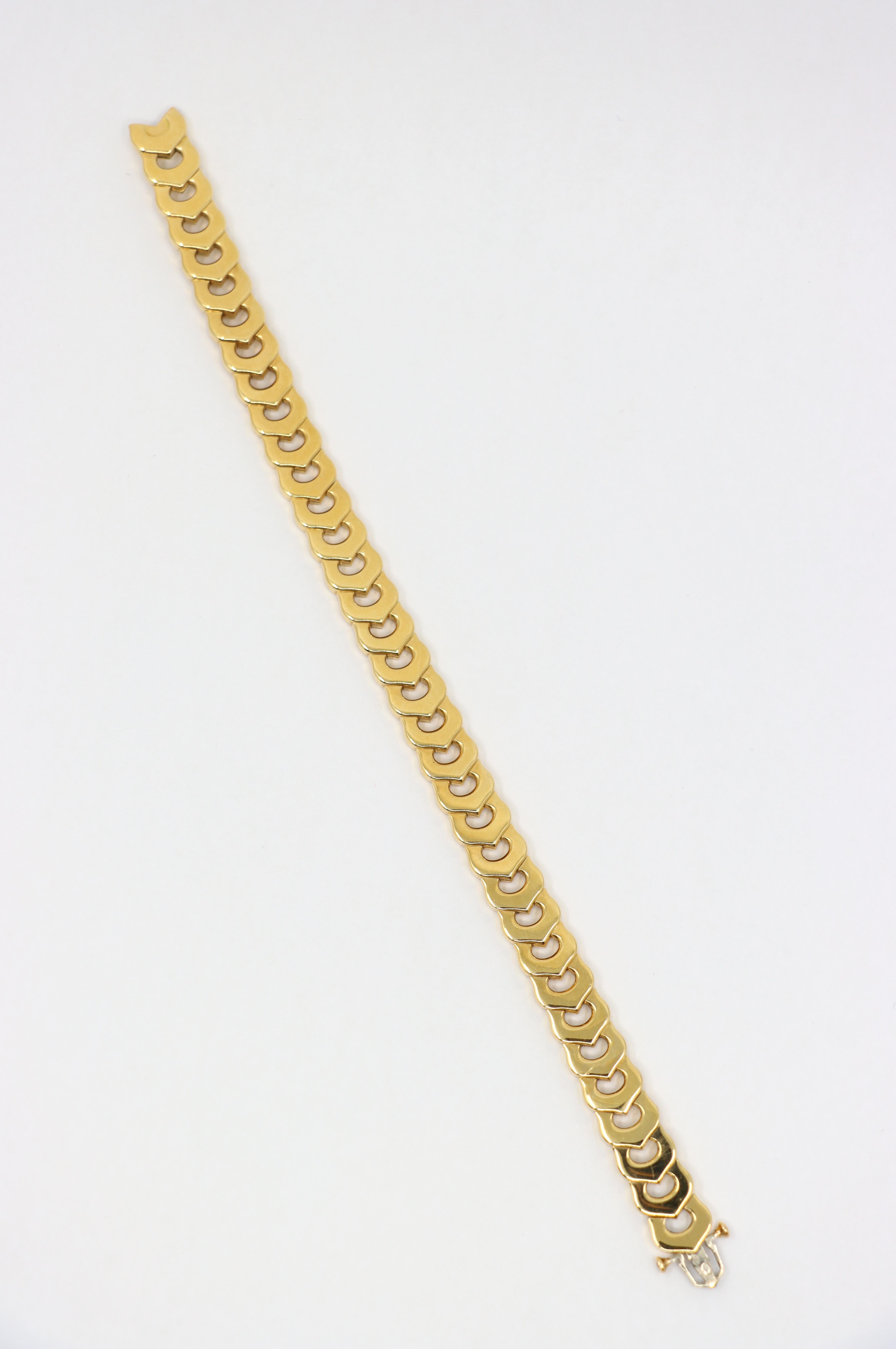 Cartier Bracelet à maillons C De Cartier en or 18 carats en vente 1