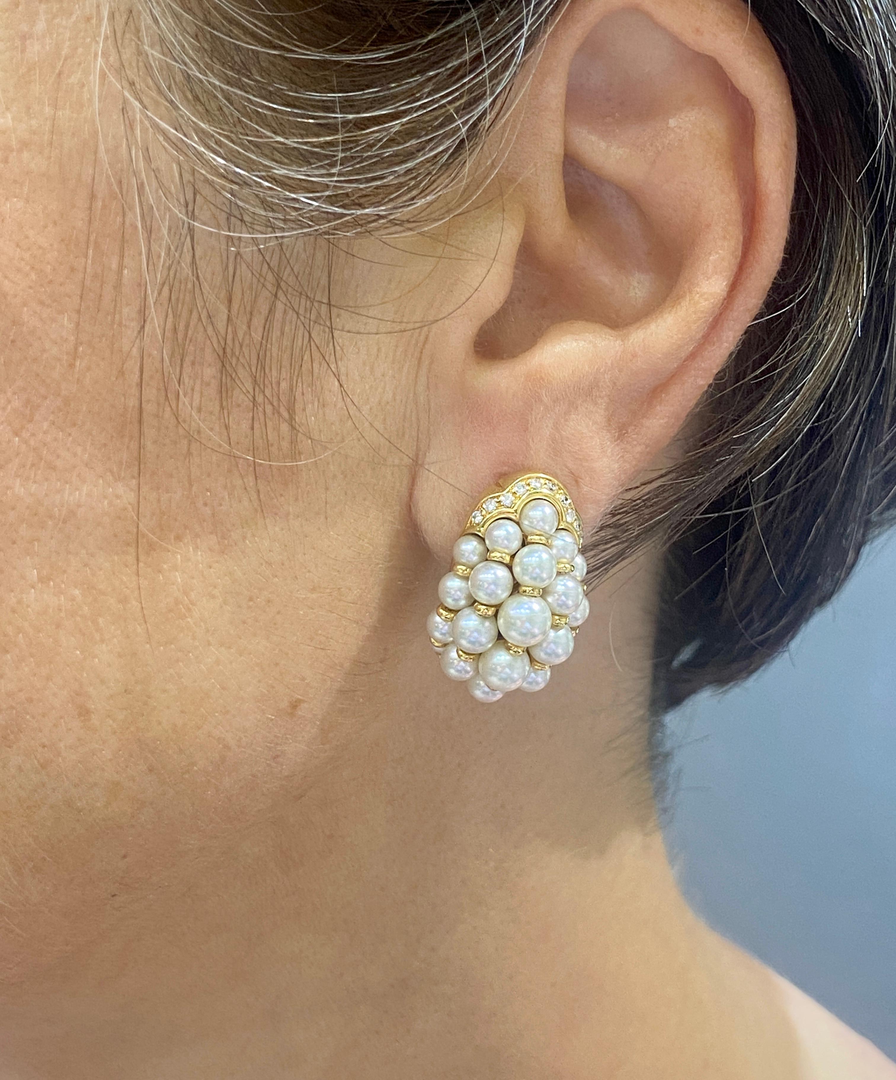 Round Cut Cartier 18k gold, diamond and pearl earrings