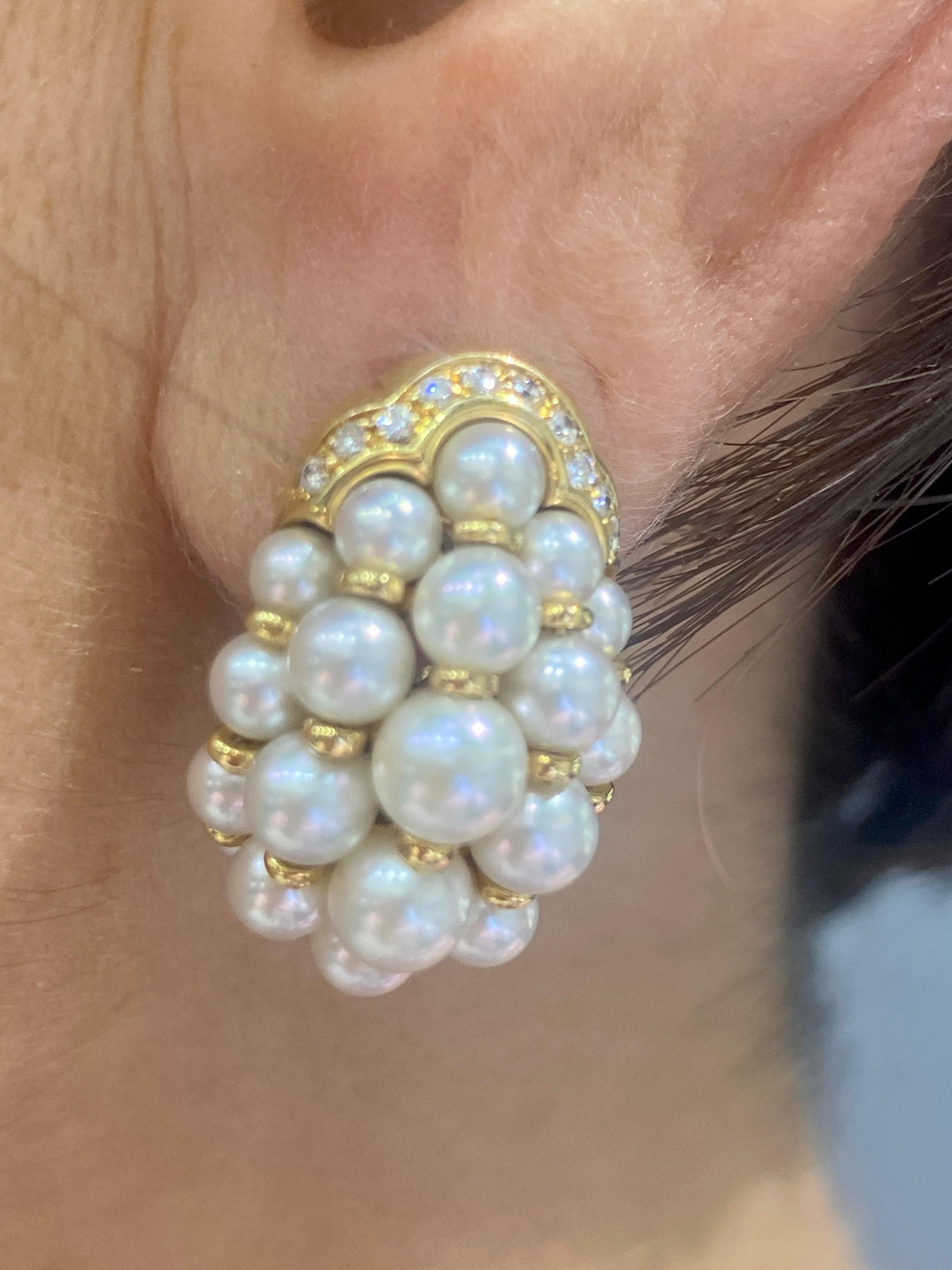 Cartier 18k gold, diamond and pearl earrings In Good Condition In London, GB