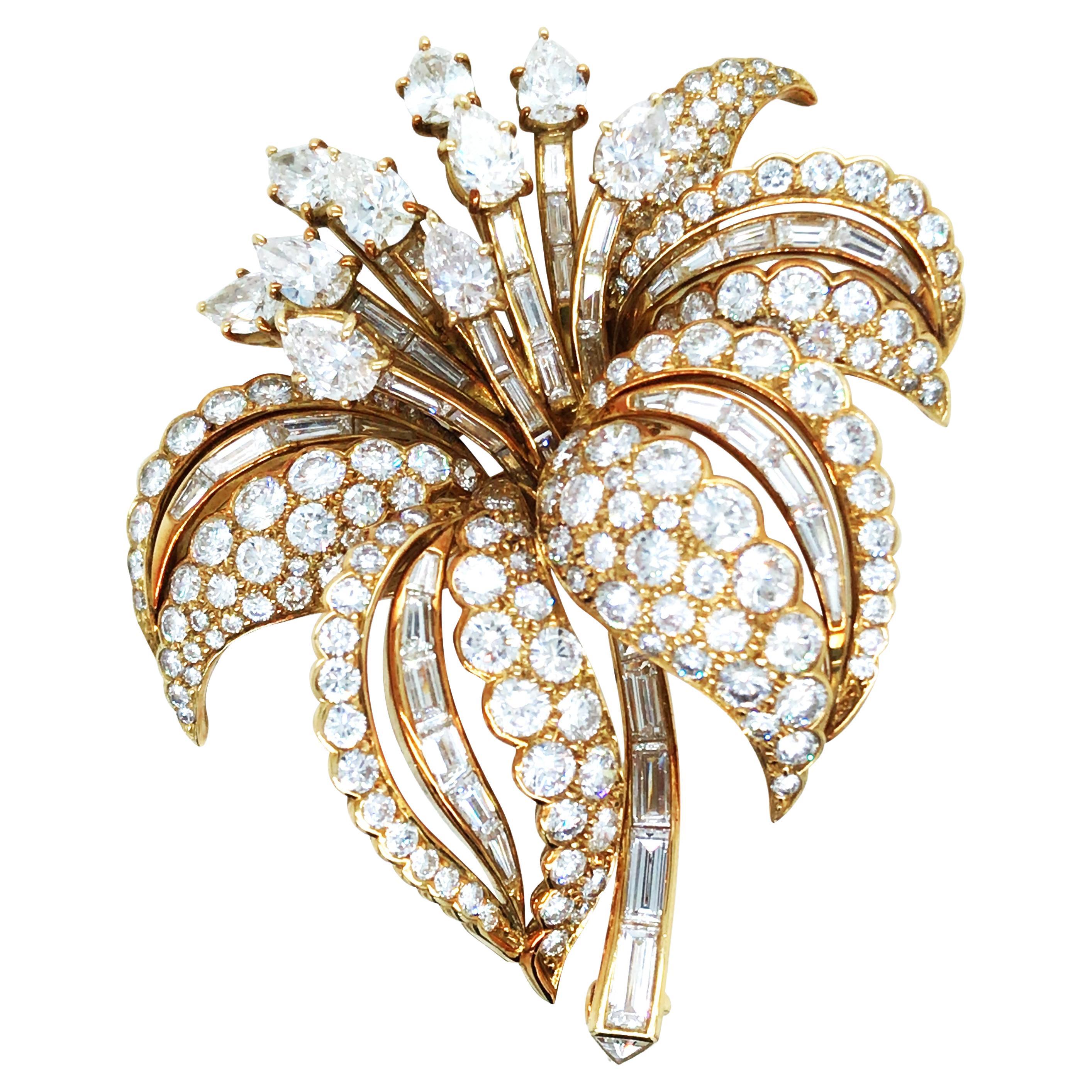 Cartier, 18K Gold Diamond Flower Brooch