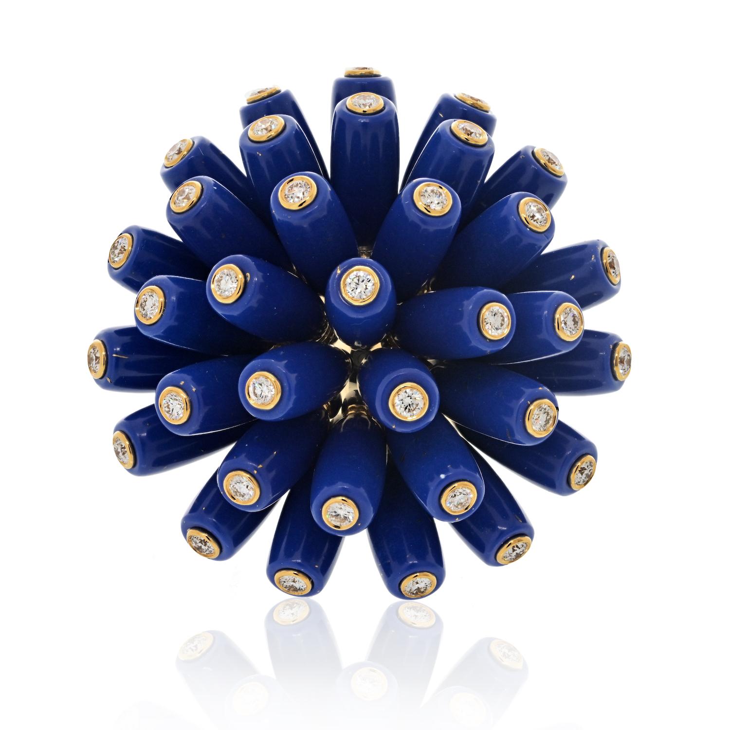 Elevate your jewelry collection with this truly impressive Cartier Nouvelle Vague 18K Yellow Gold Lapis Lazuli And Diamond Cluster Ring. This ring is not just jewelry; it's a masterpiece of rarity and luxury.

The ring features multiple bursts of