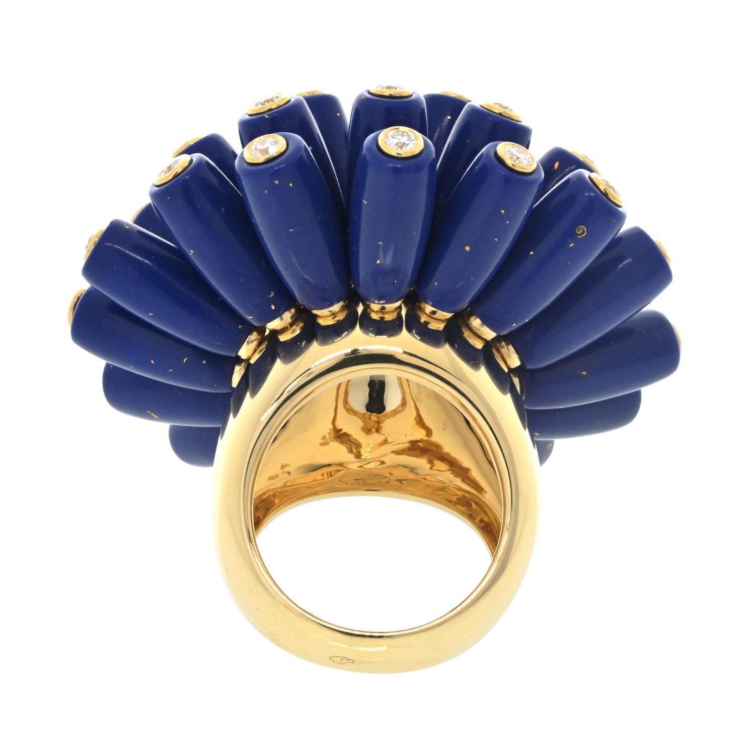 Cartier 18K Gold Nouvelle Vague EU 53 Lapis Lazuli And Diamond Ring In Excellent Condition For Sale In New York, NY