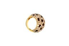 Cartier 18 Karat Gold Onyx Diamond Panther Bombe Ring
