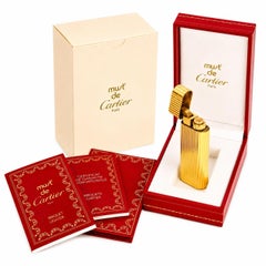 Briquet de poche Cartier plaqué or 18 carats à motif godron et étui à cigarettes Cartier