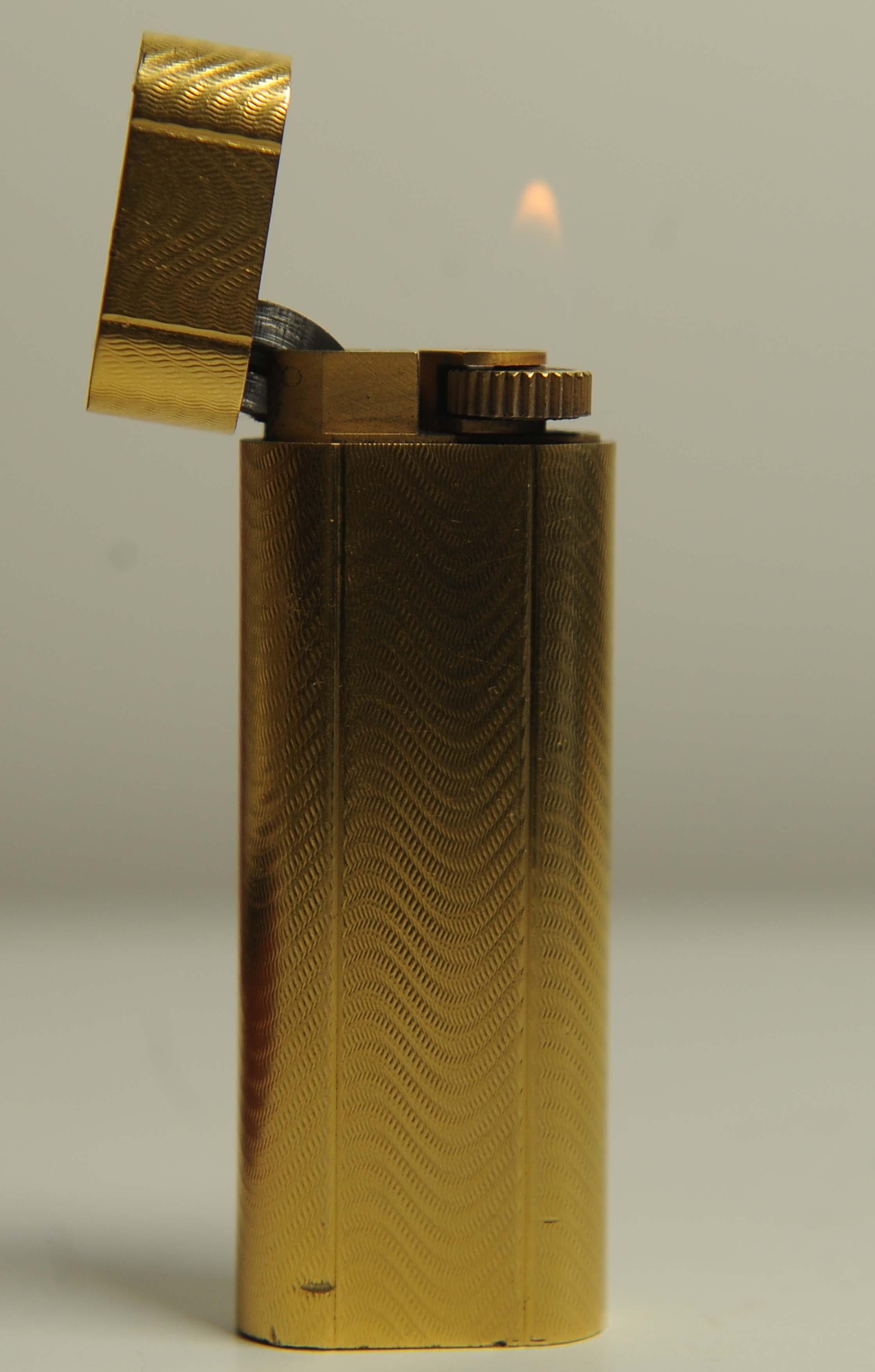 Cartier 18k Gold Plated Working Pocket Cigarette Lighter & Cartier Box For Sale 6