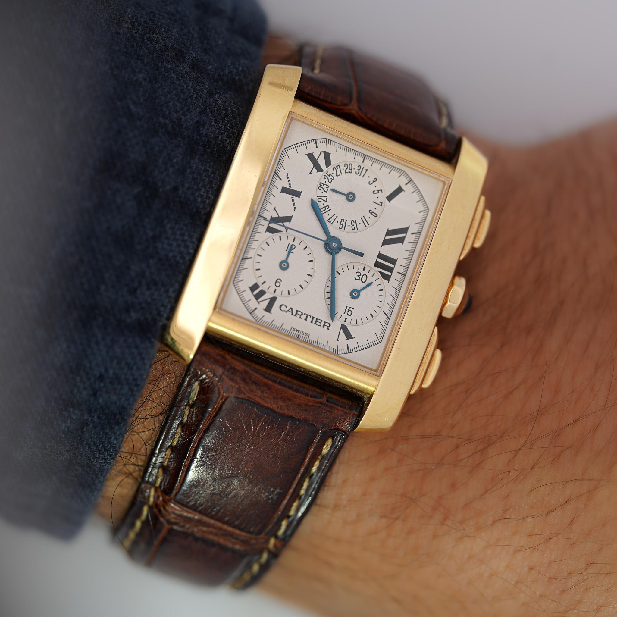 Cartier: 18 Karat Gold Tank Francaise Chronograph XL Uhr im Angebot 3