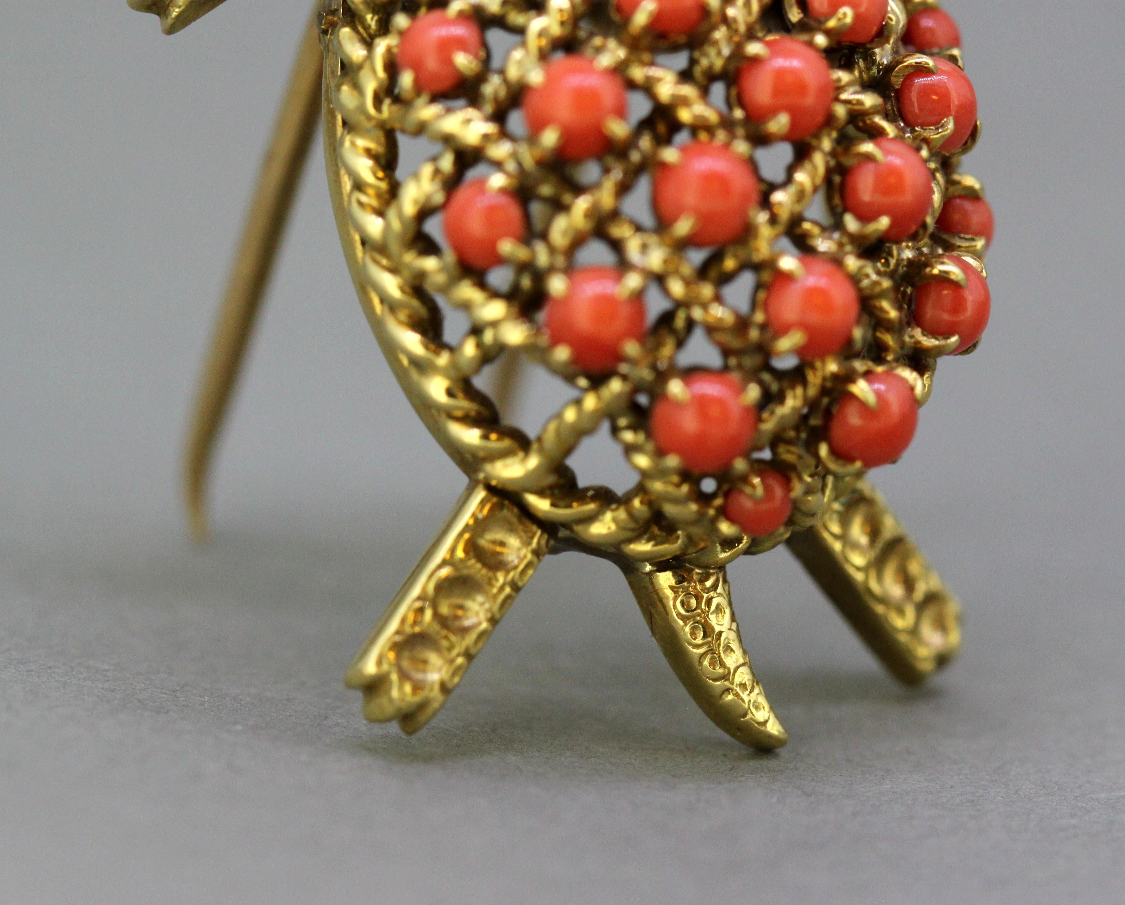 Cartier, 18 Karat Gold Turtle Brooch with Natural Coral and Blue Sapphires 3