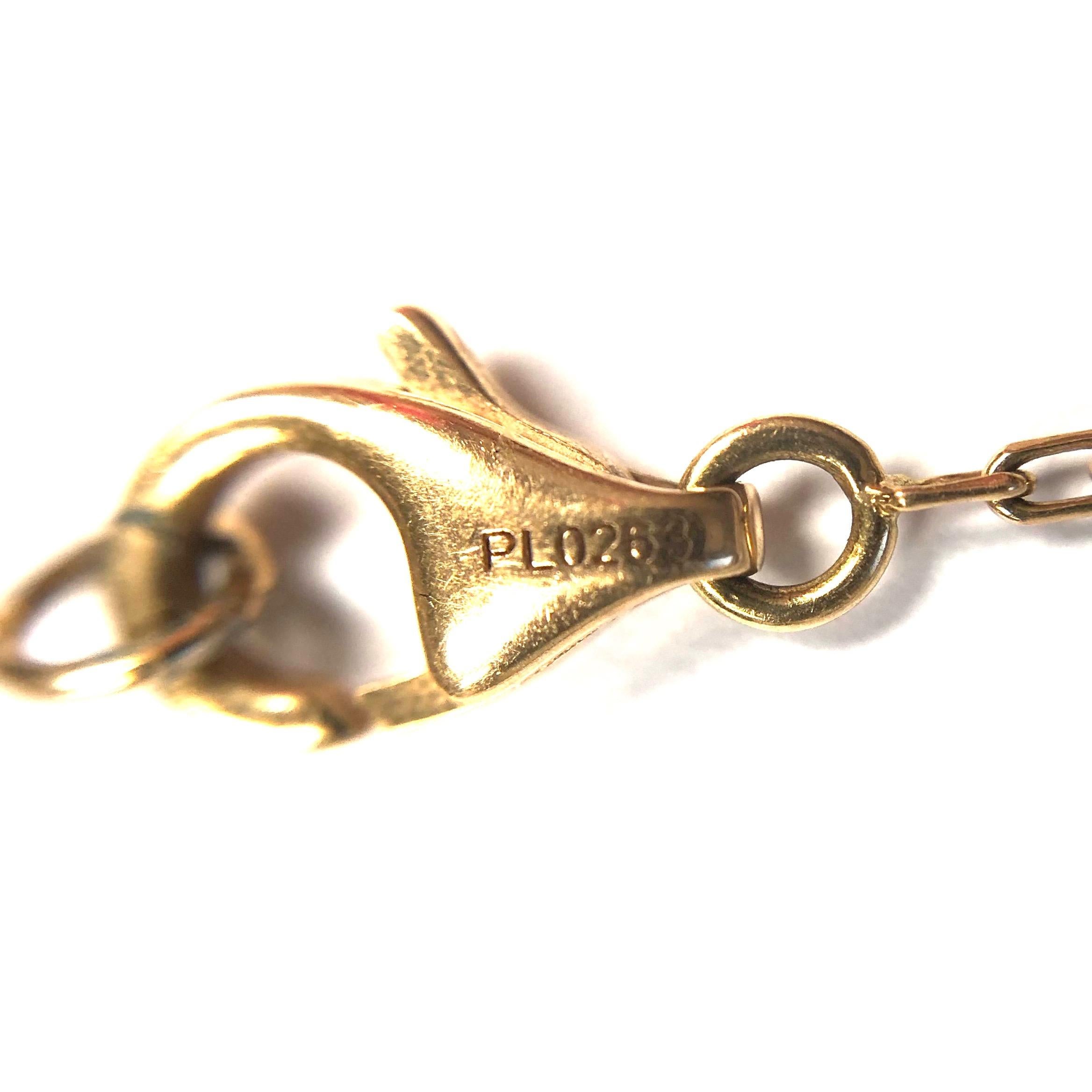 Cartier 18k rose gold Mother-of-Pearl Tortue bracelet featuring an adorable pink mother-of-pearl and diamond turtle set on an elegant rose gold chain. This style was inspired by the idea to surrender to pleasure for ourselves and for others.