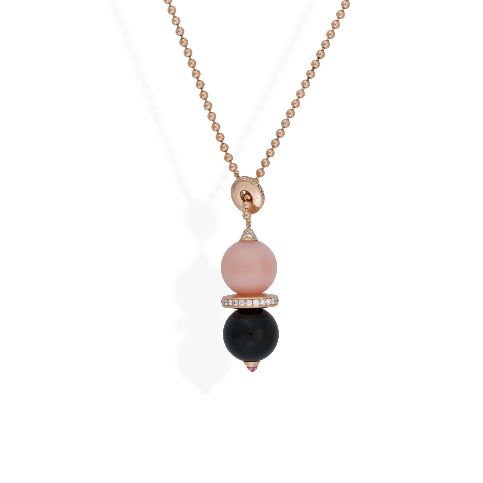 METAL TYPE: 18K Rose Gold
STONE WEIGHT: 2.8ct twd
TOTAL WEIGHT: 13.1g
NECKLACE LENGTH: 18