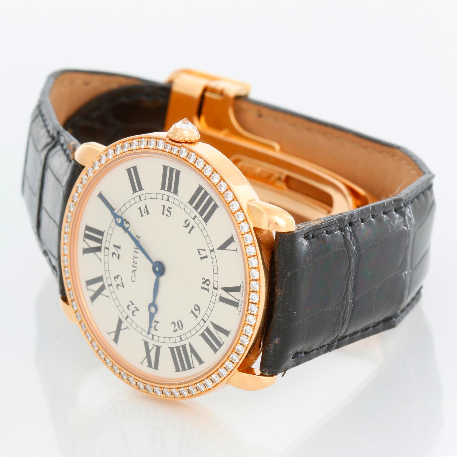 Cartier 18K Rose Gold Ronde Louis Ladies Watch 2889 - Manual winding. 18K Rose Gold case (36 mm) with diamonds. Ivory dial with Roman numerals. Black alligator strap with 18K Rose Gold deployant clasp. Pre-owned with Cartier box. 