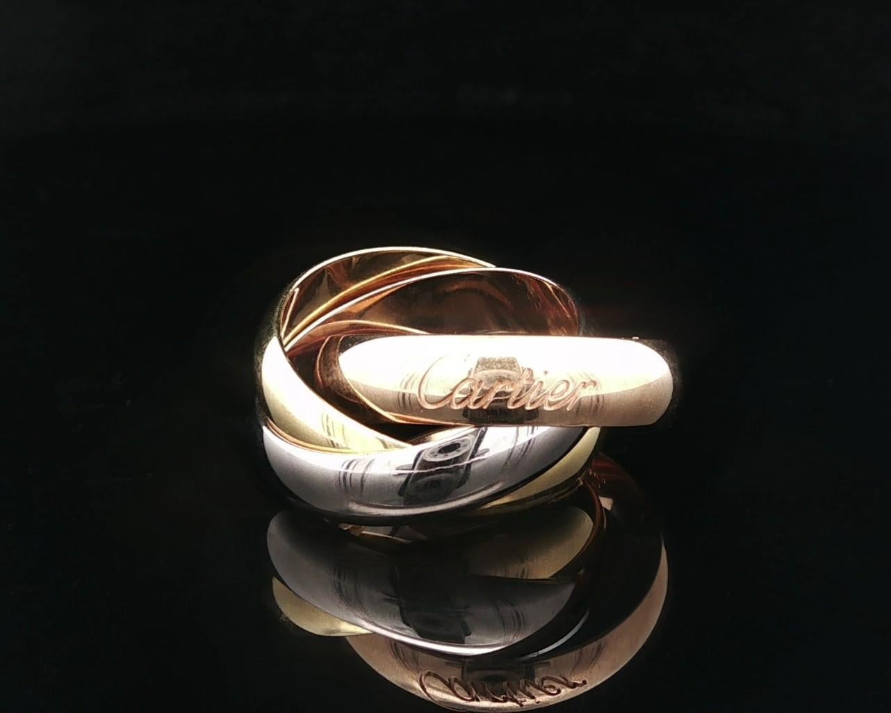 Donna Cartier 18k Tri Color Gold Heavy Wide Trinity Rolling Ring sz 53 in vendita