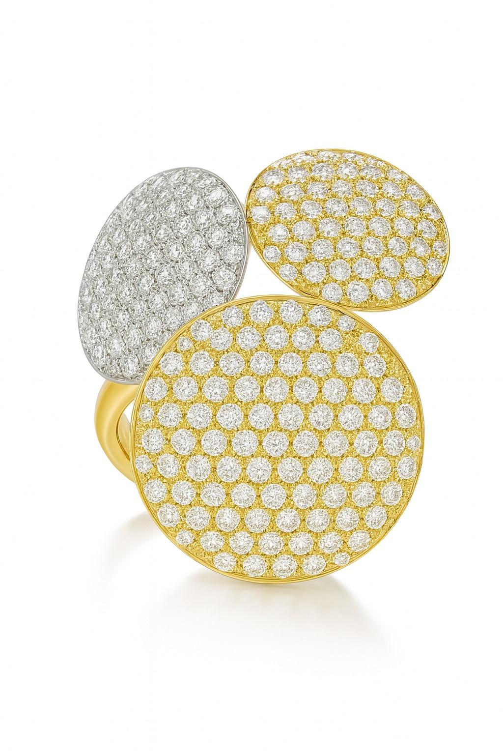 Taille ronde Bague disque pavé en or tricolore 18K de Cartier en vente