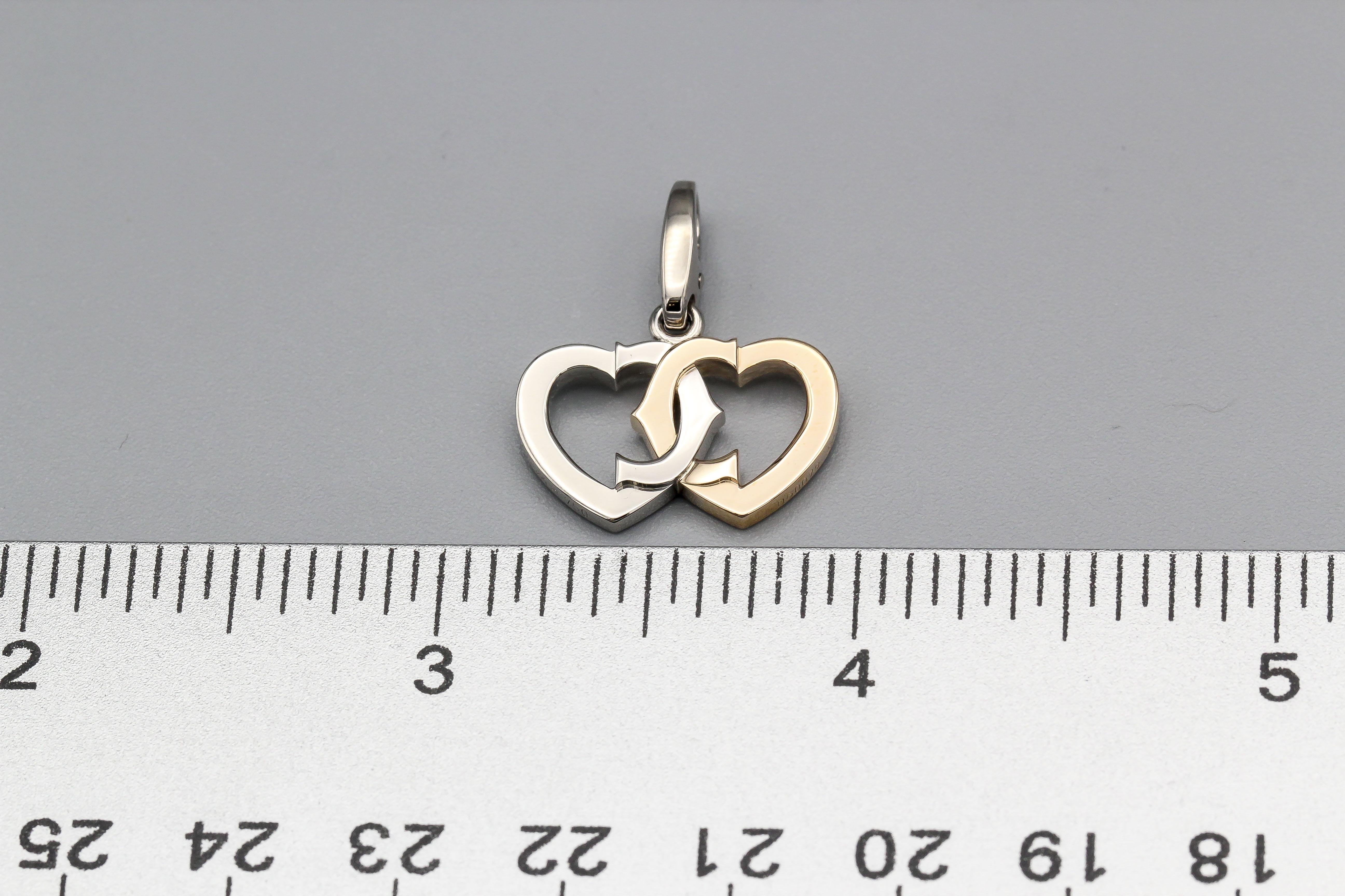 Cartier Pendentif breloque à double cœur en or blanc et rose 18 carats Unisexe en vente