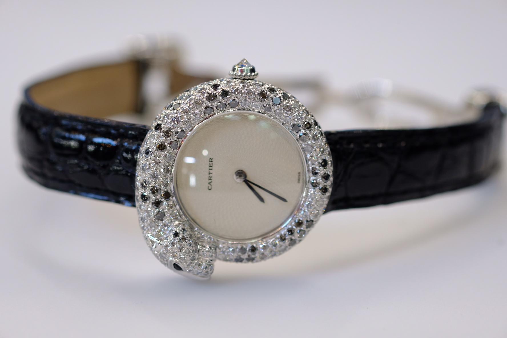 Reloj de señora Cartier Panthere 1925 2323 de 28 mm en oro blanco de 18 quilates en venta 1