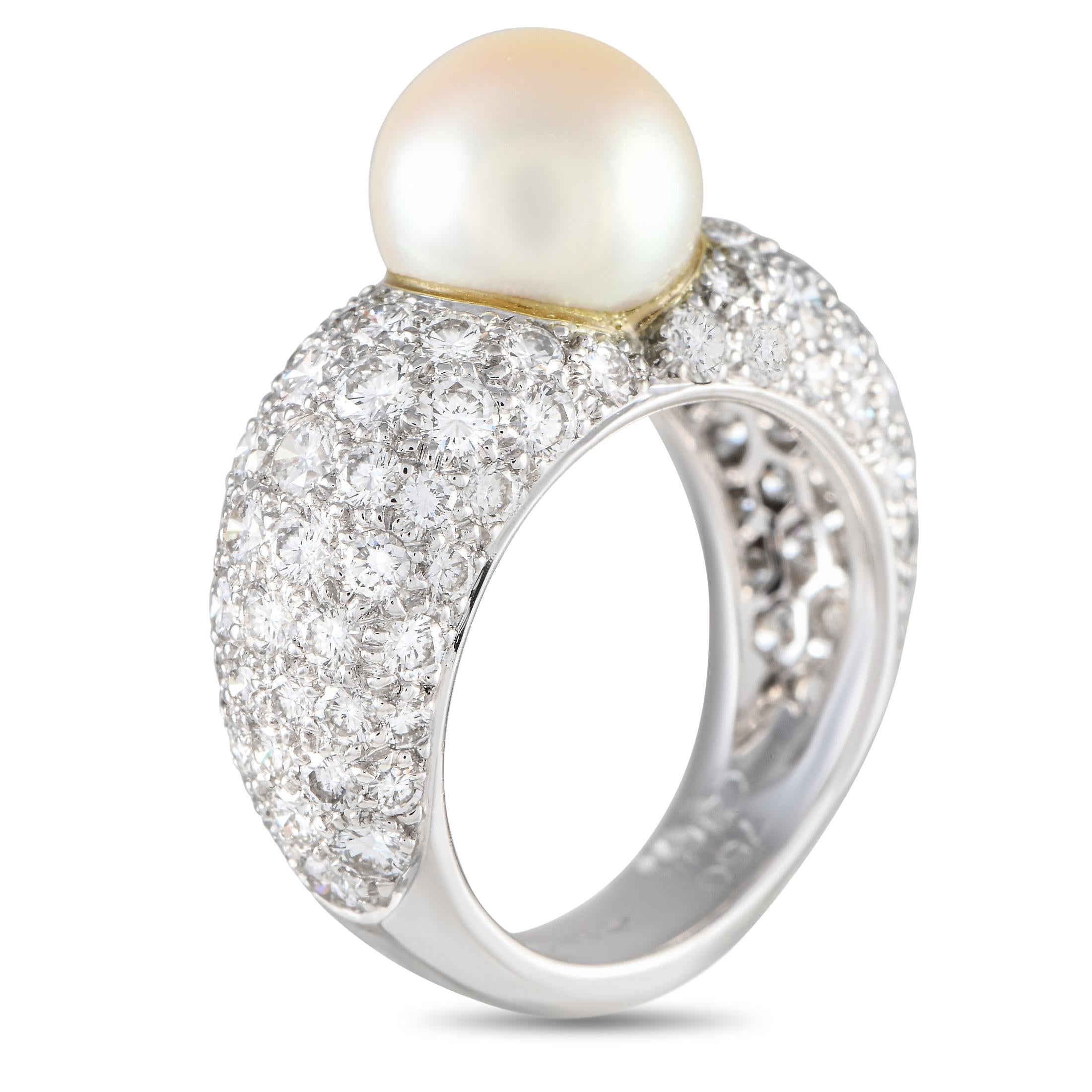 Sweep her off her feet with this gorgeous diamond and pearl Juliette ring from Cartier. It features a domed band with glittering shoulders covered with pave-set diamonds, totaling approximately 3.0 carats. Taking centerstage is the lustrous beauty