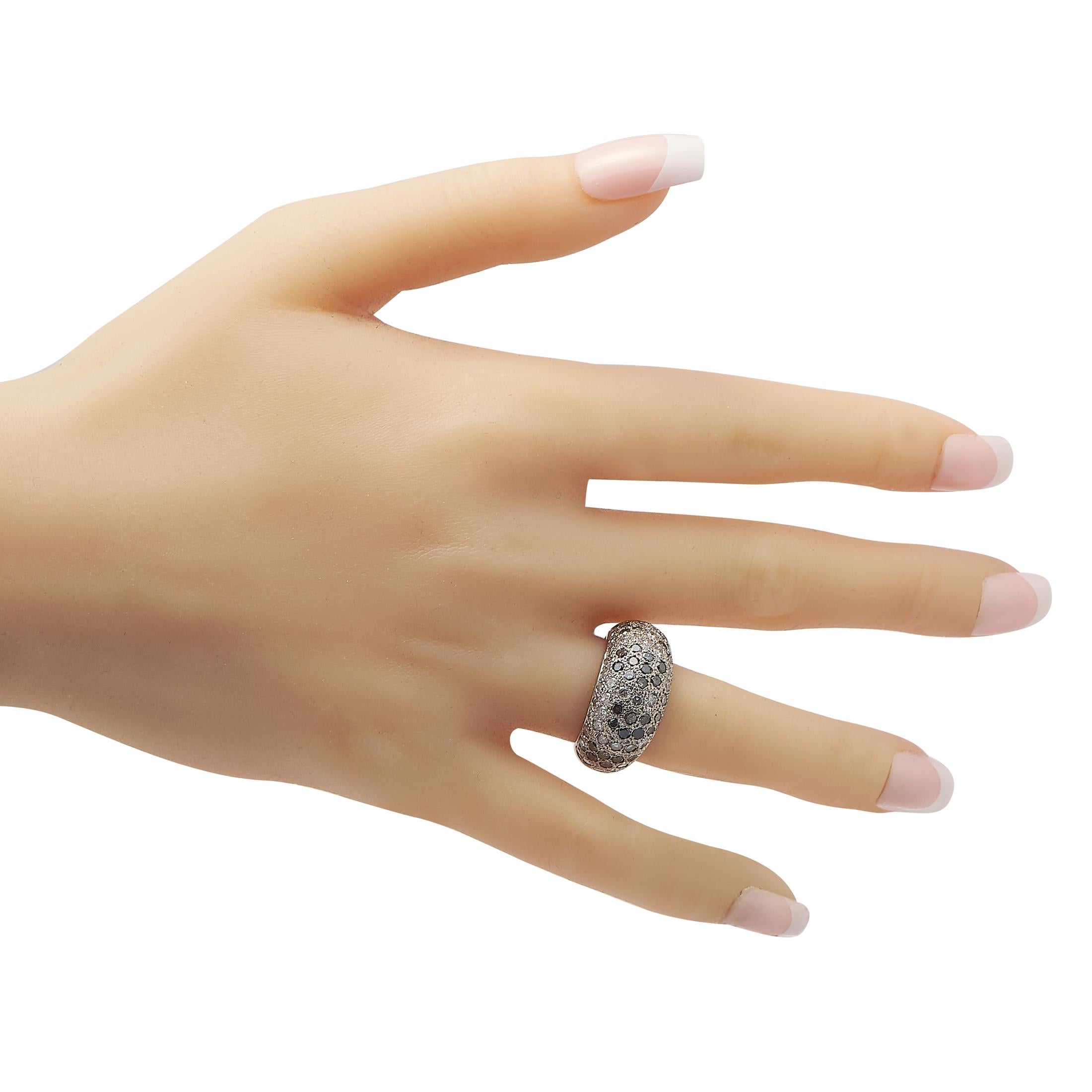 Cartier 18K White Gold Black and White Diamond Ring CA04-101123 In Excellent Condition In Southampton, PA
