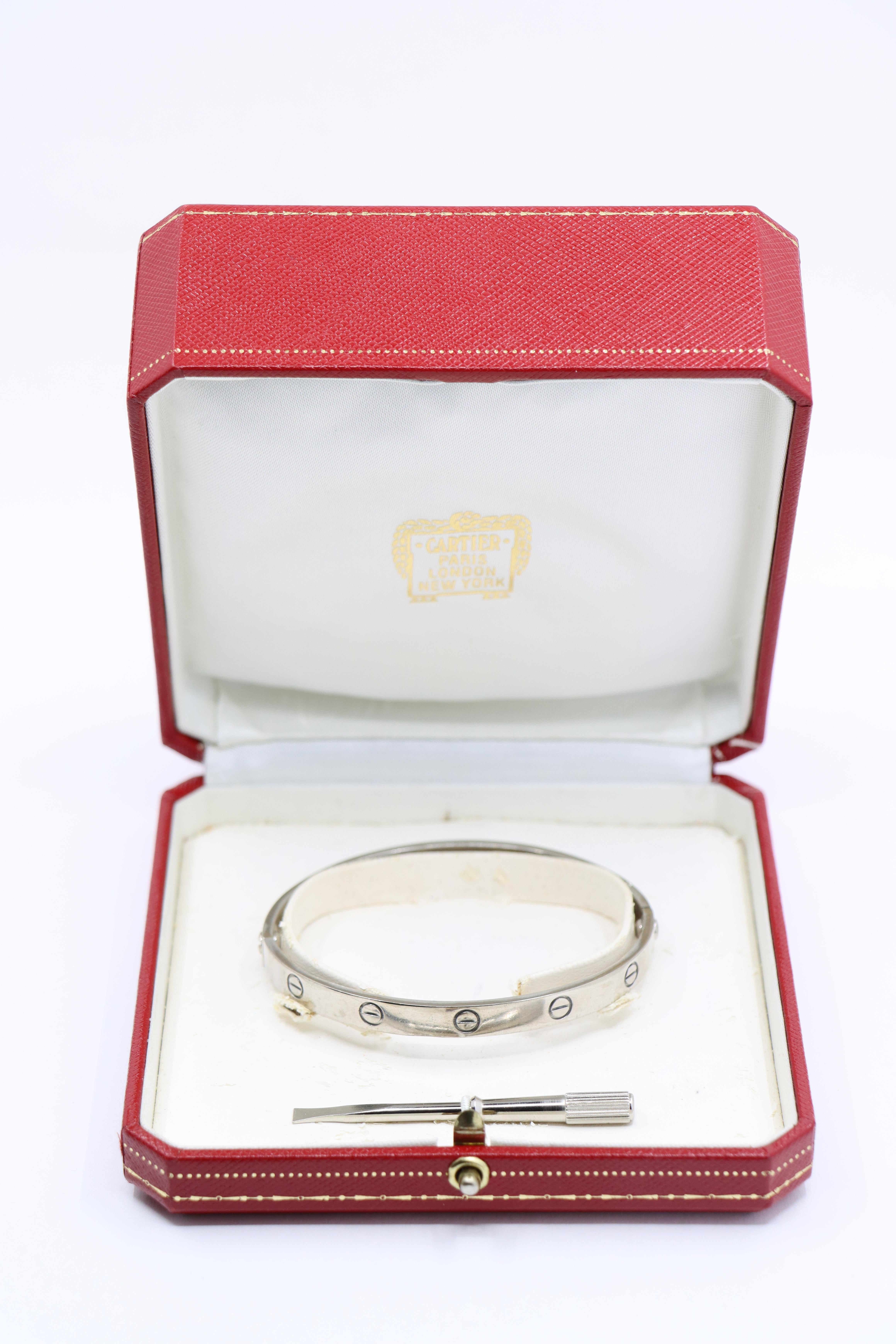 Cartier 18K White Gold Classic LOVE Bracelet In Good Condition For Sale In Flushing, NY
