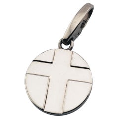 Cartier 18 Karat Weißgold Kreuz-Charm-Anhänger