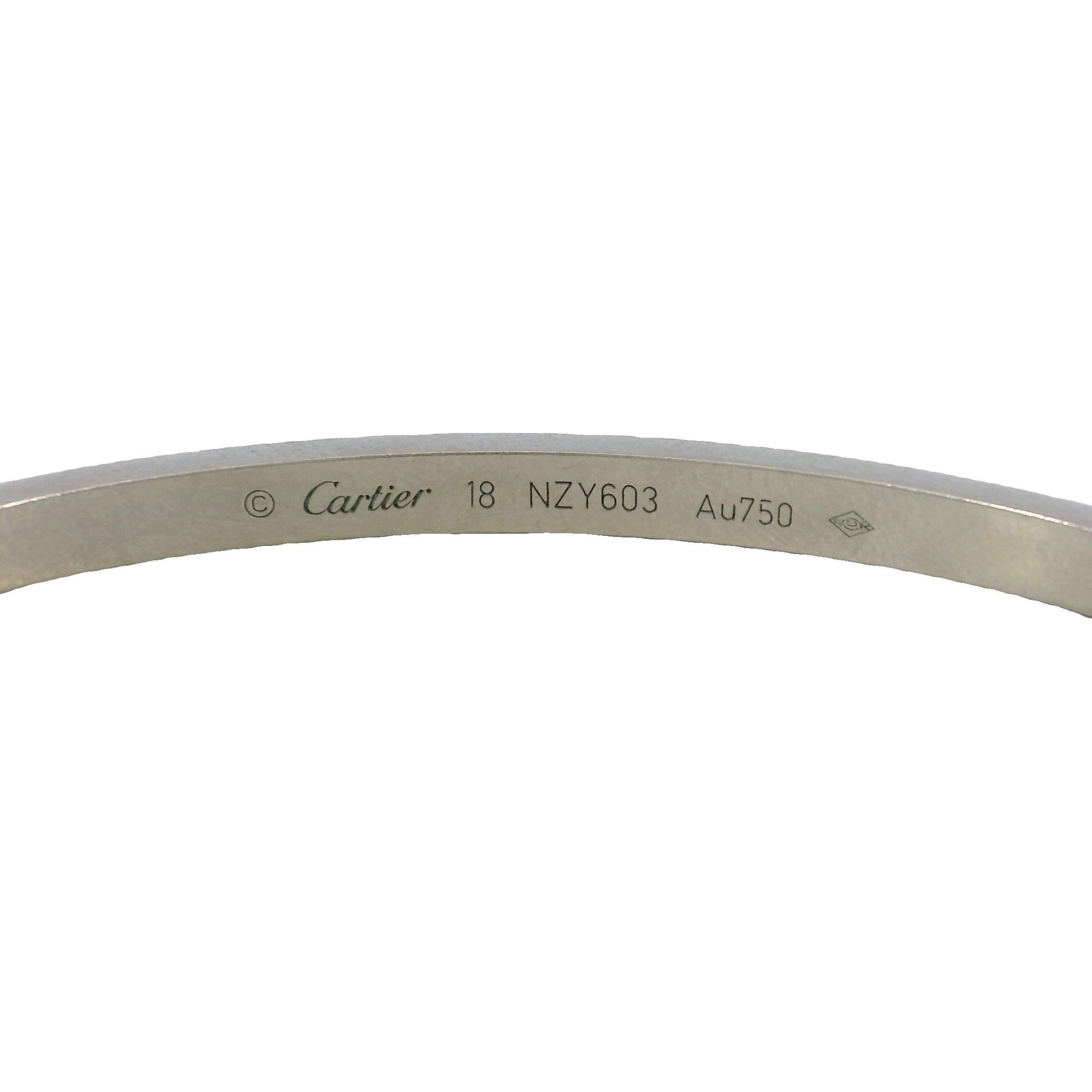 Cartier Bracelet Love en or blanc 18 carats avec 10 diamants, petit modèle en vente 2
