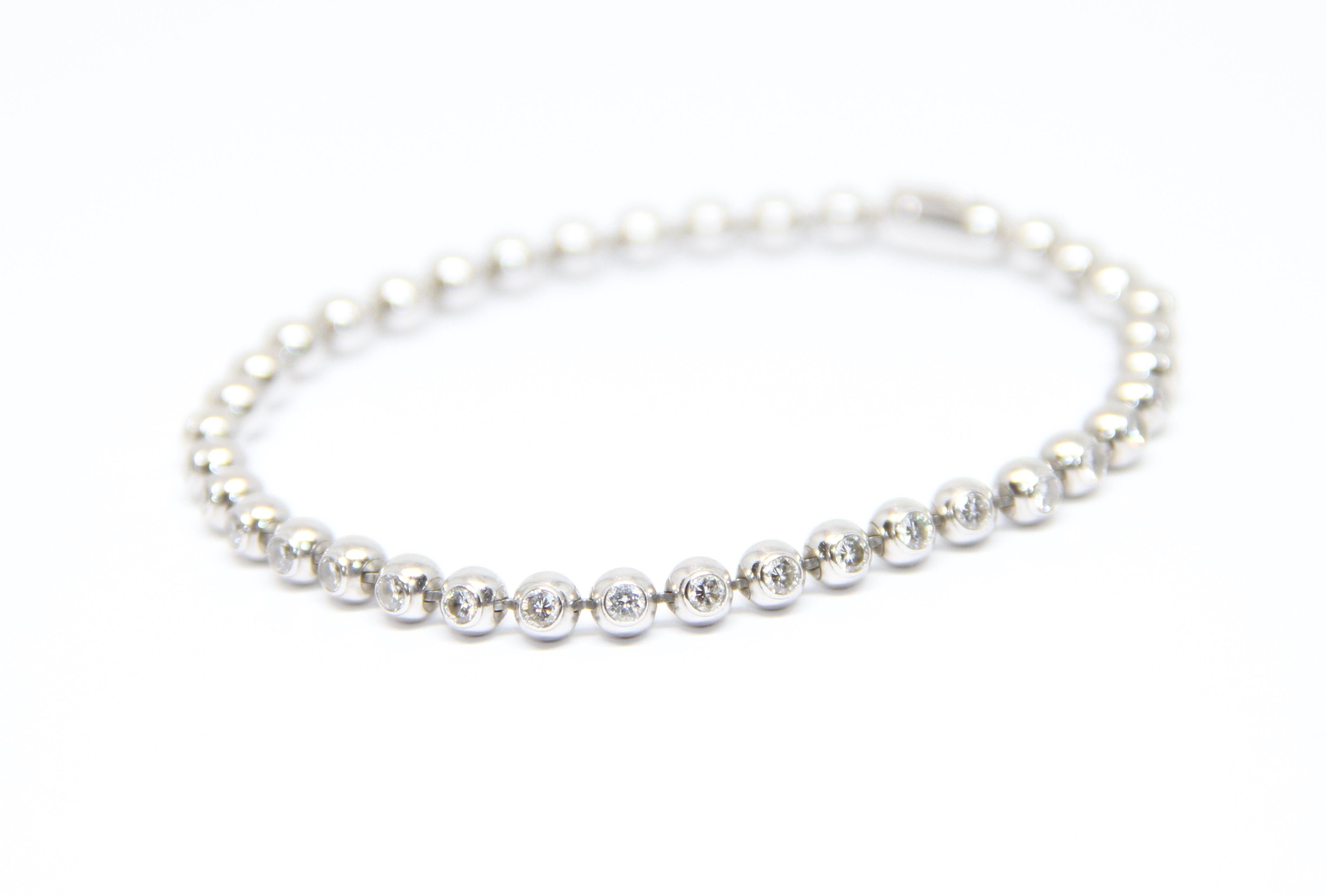 Cartier 18k White Gold Diamonds Perles De Diamants Tennis Bracelet In Good Condition For Sale In Geneva, CH