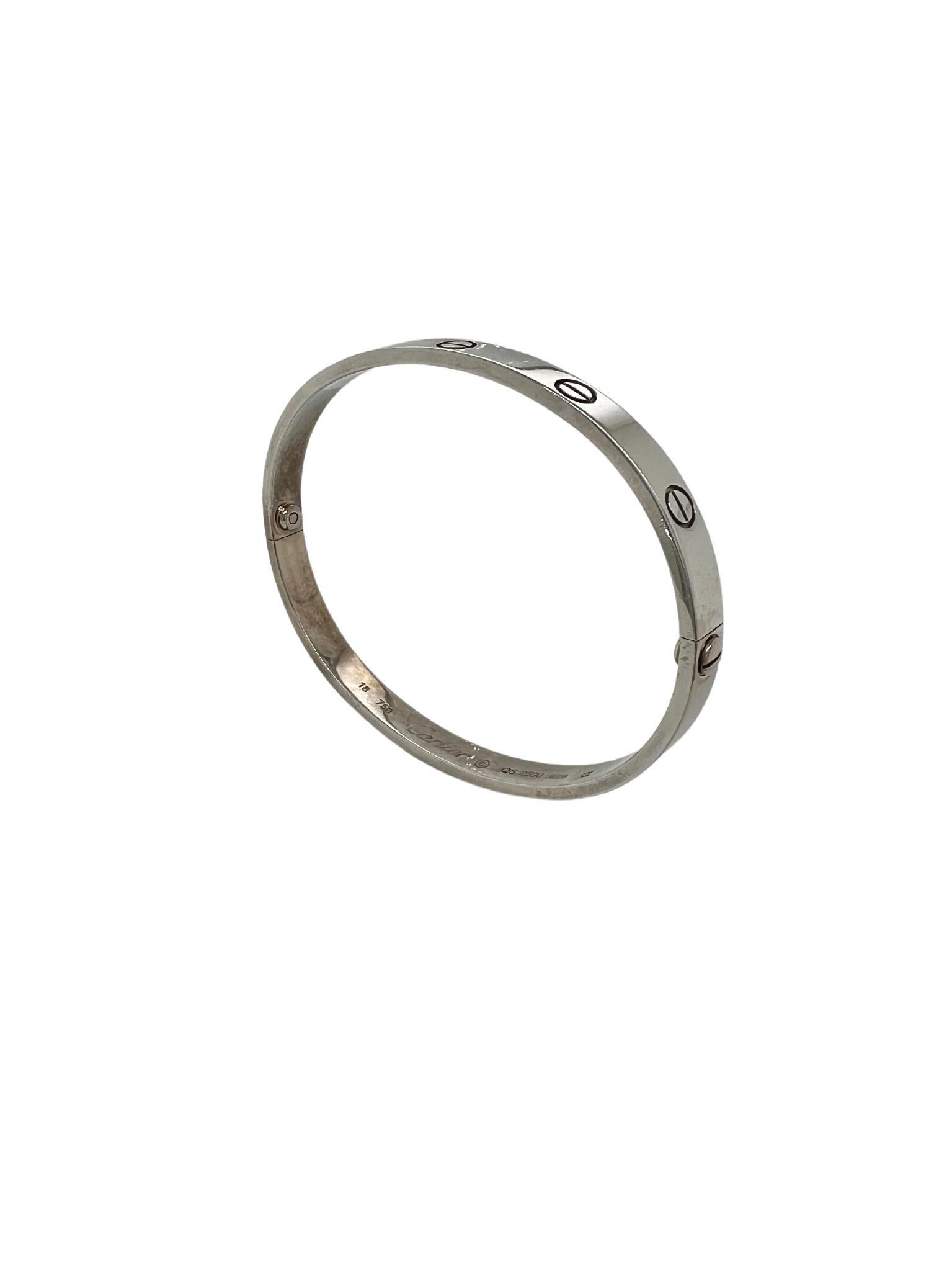 Cartier 18k White Gold Love Bangle Bracelet

Measurements: Inner diameter is 5.8cm (2.28inch), size 16
Hallmarked: 18, 750, Cartier, QS 2590
Weight: 33.4 grams

In excellent condition