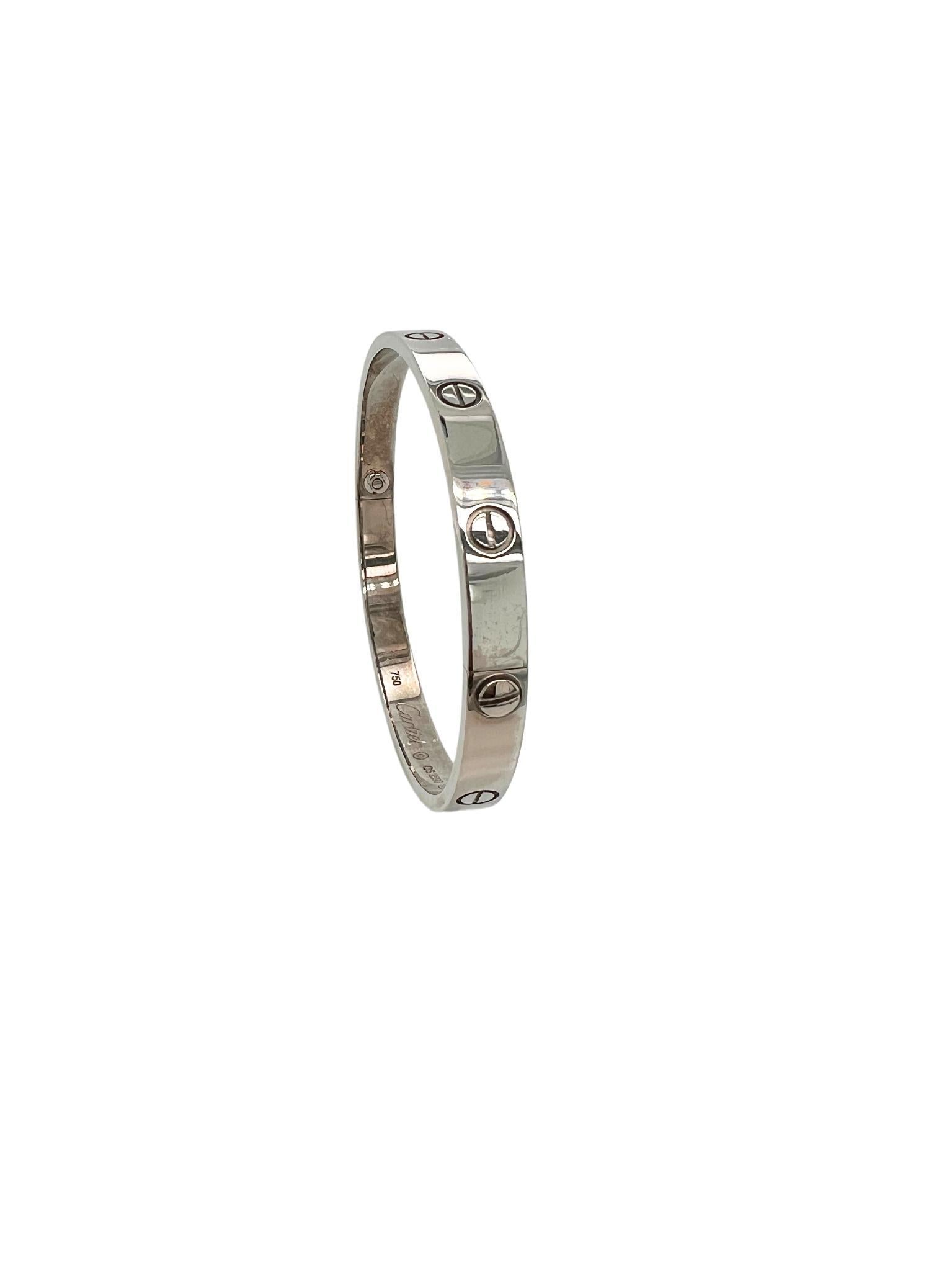 Bracelet Love en or blanc 18k de Cartier Pour femmes en vente