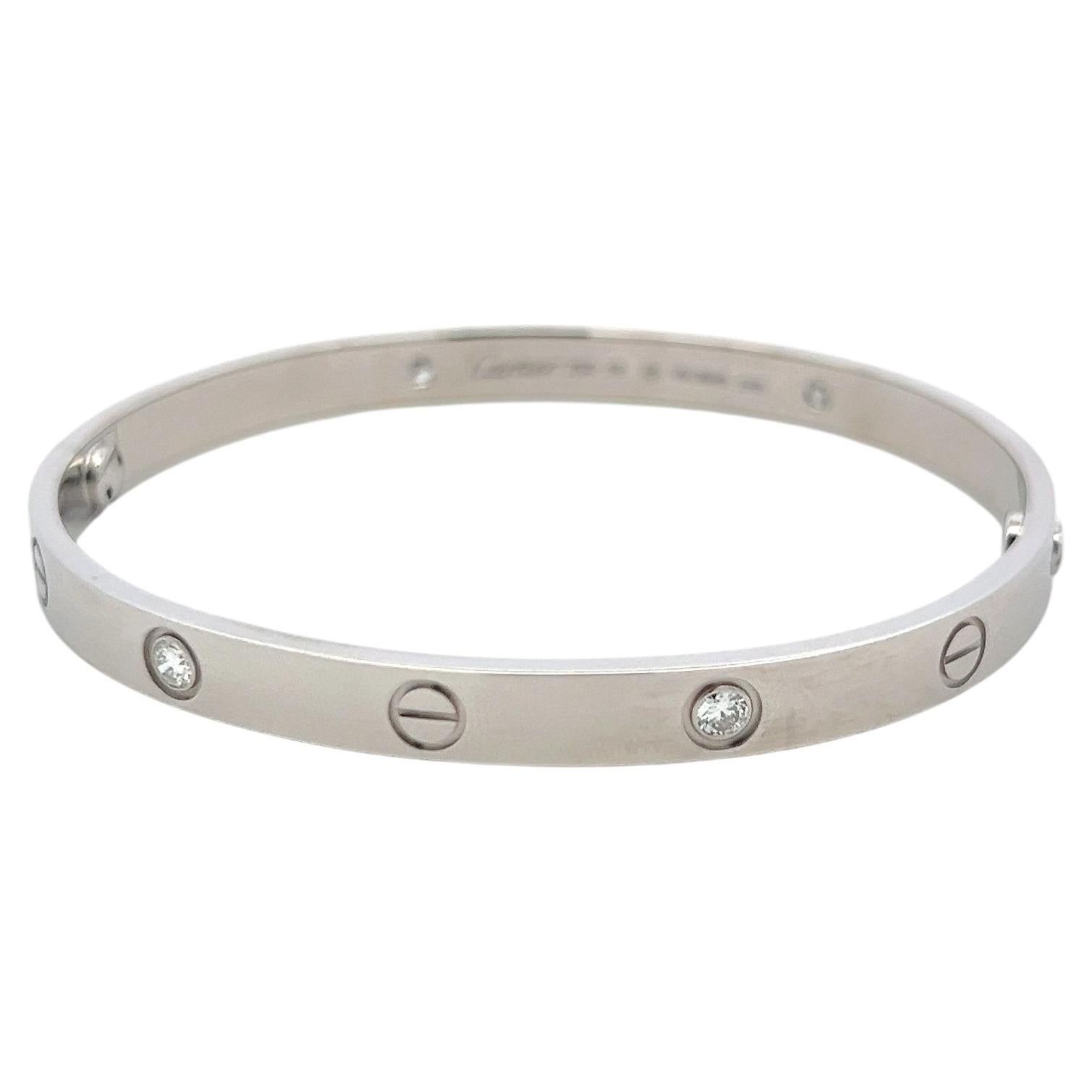 Cartier „Love“-Armband aus 18 Karat Weißgold mit 4 Diamanten, Größe 19, mit Schachtel und Begleitpapieren