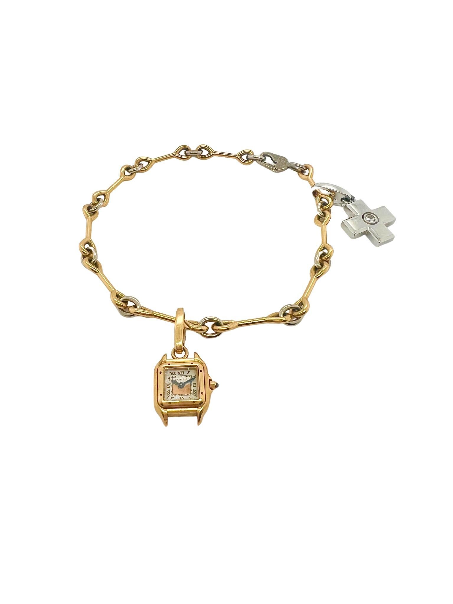Cartier Bracciale Charm in oro giallo e bianco 18 ct.

Dettagli:
Materiale: Oro giallo e bianco 18k
Lunghezza bracciale: 19 cm
Marchio di garanzia: (sulla croce): Cartier 750 N17766, (sull'orologio): Cartier, paris, marchio francese per l'oro,