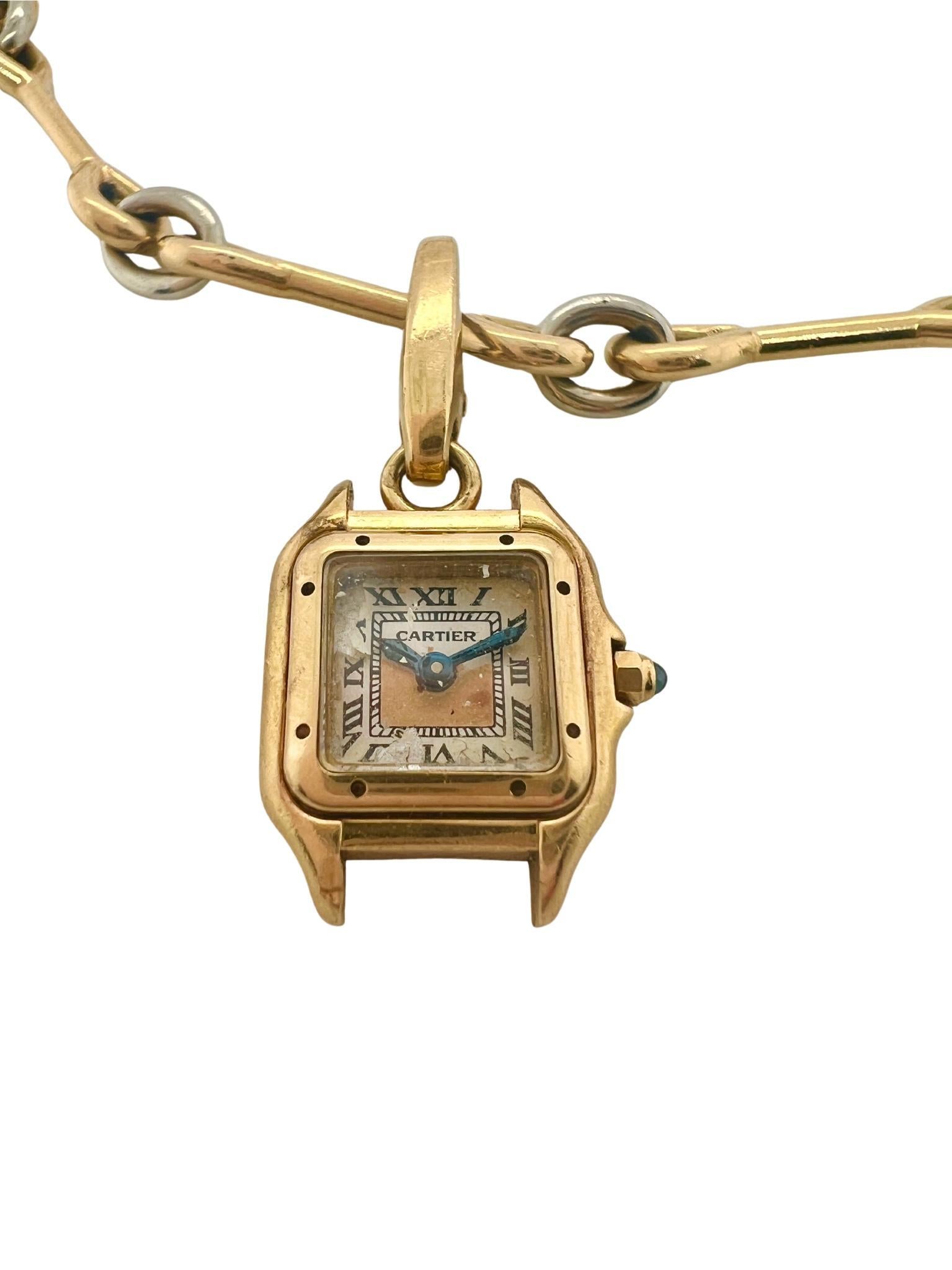 Cartier Bracciale Charm in oro giallo e bianco 18 ct. In condizioni ottime in vendita a New York, NY