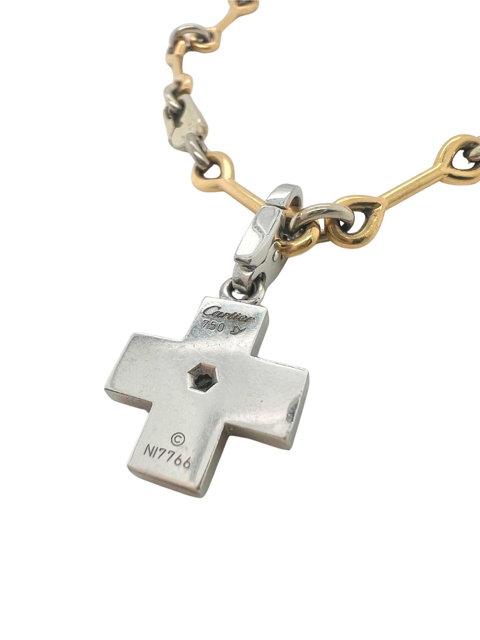 Cartier Bracciale Charm in oro giallo e bianco 18 ct. in vendita 2