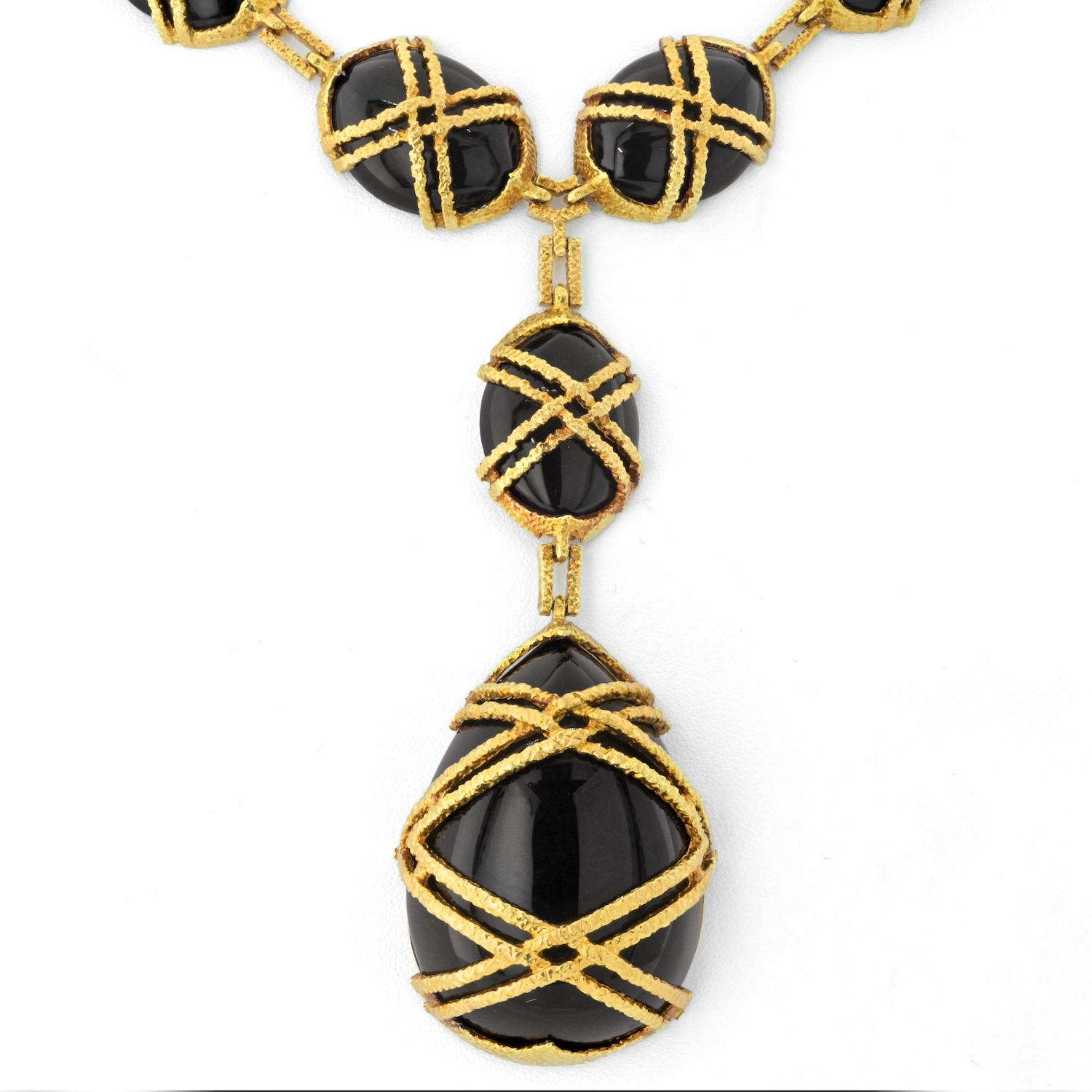 Cabochon Cartier 18K Yellow Gold 1969 Black Jade Necklace For Sale