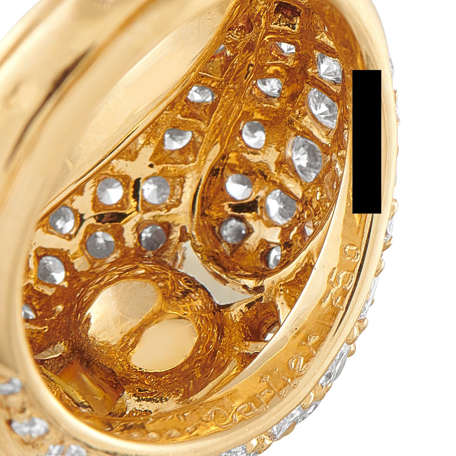 Cartier 18K Yellow Gold 2.25ct Diamond and Pearl Ring In condizioni ottime in vendita a Southampton, PA